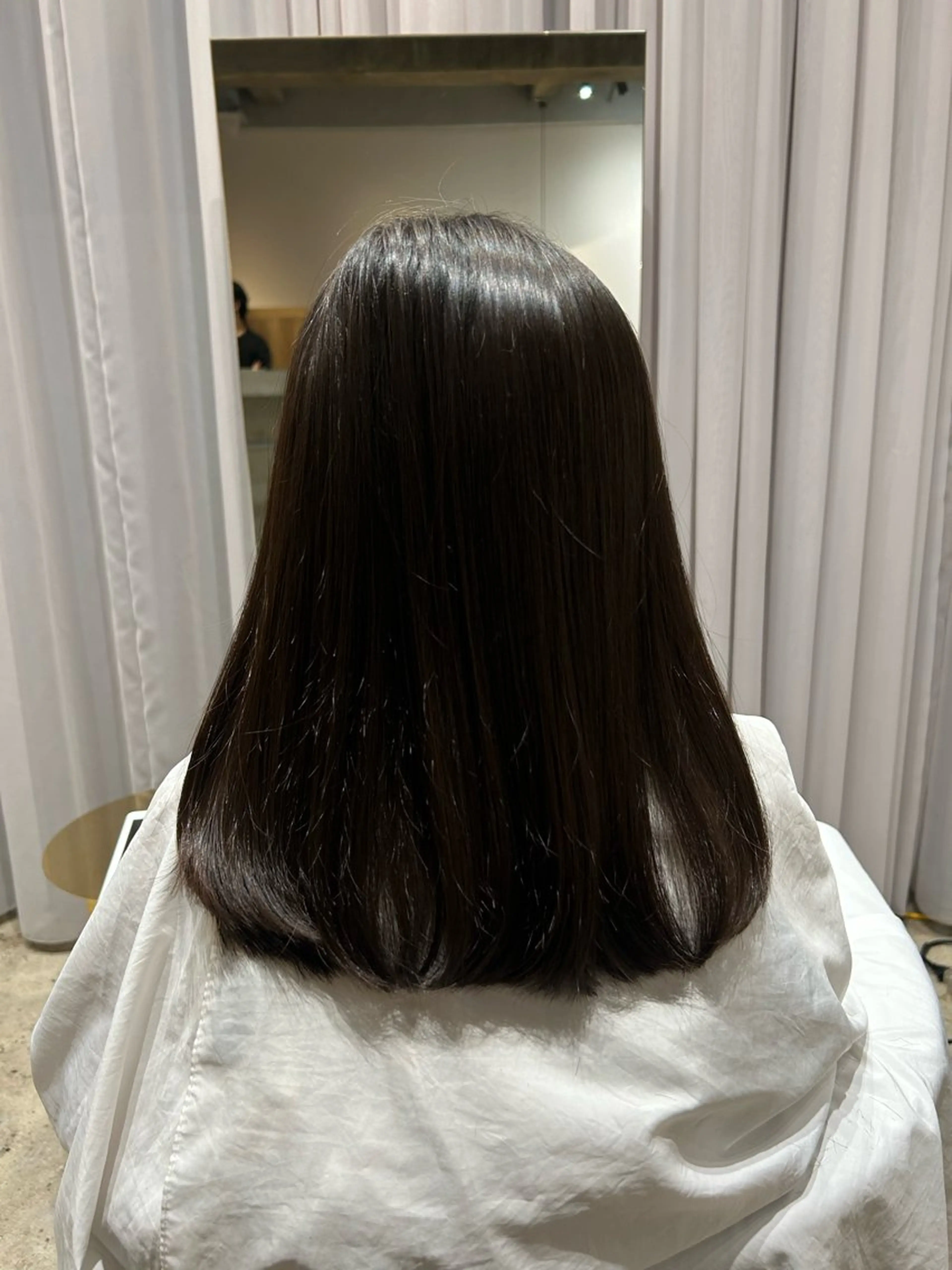 ミディアム ユウヒ <レイヤー·パーマ>のヘアスタイル