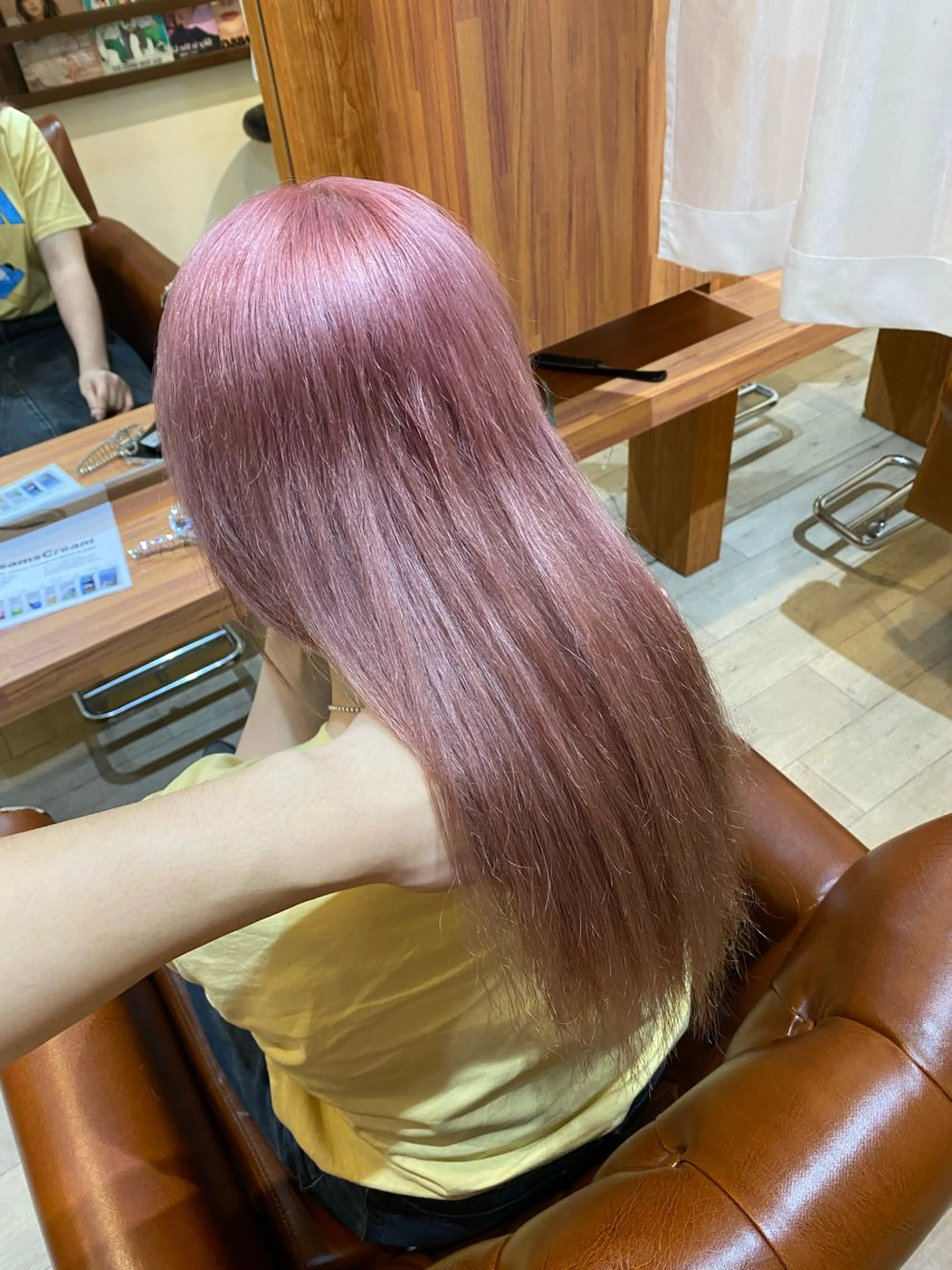 ロング カラー ブリーチ ハイトーンカラー ピンクカラー 縮毛矯正とレイヤー カット/杉村凜汰郎のヘアスタイル