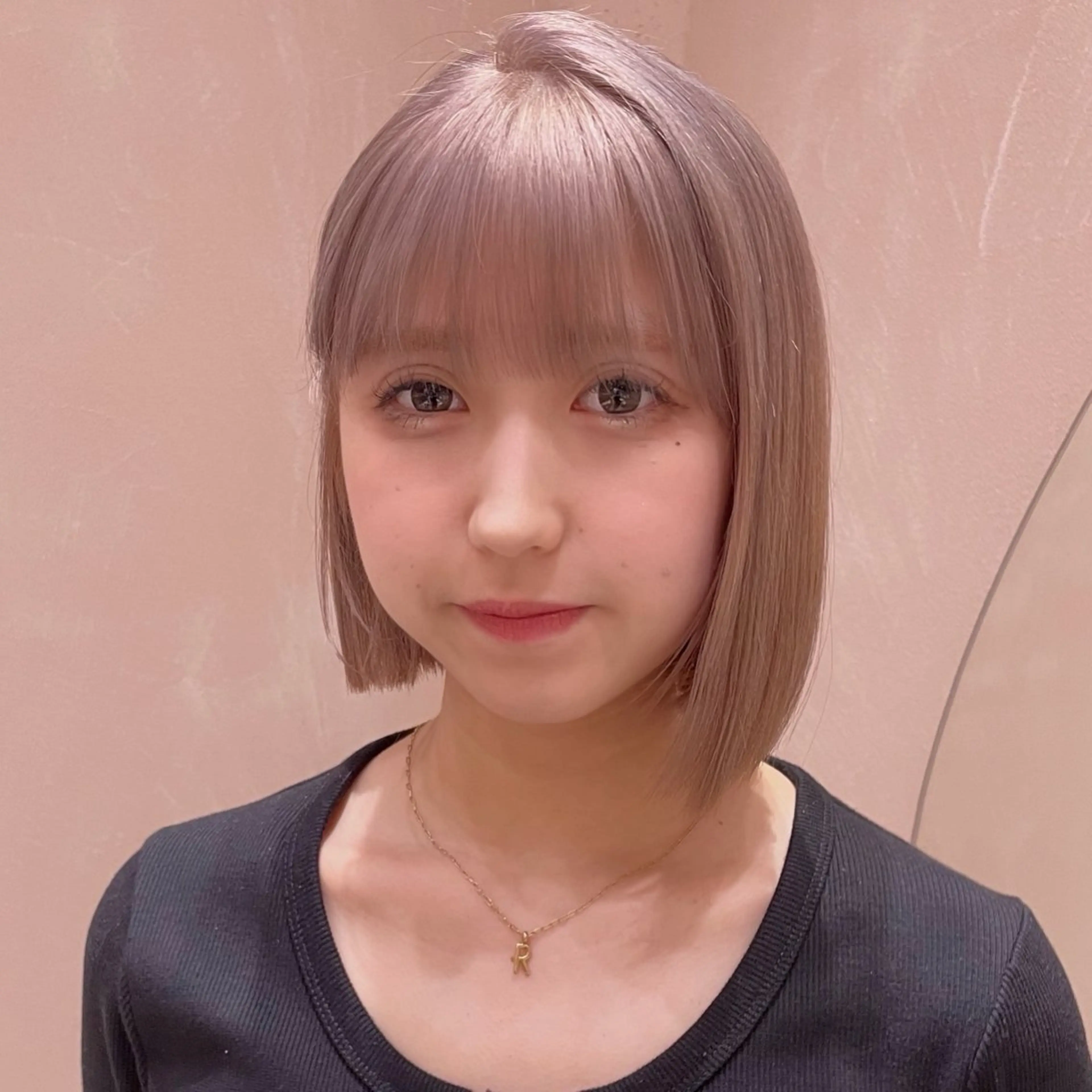 ショート カラー レイヤー/柔らか 透明感カラー/ゆきなのヘアスタイル