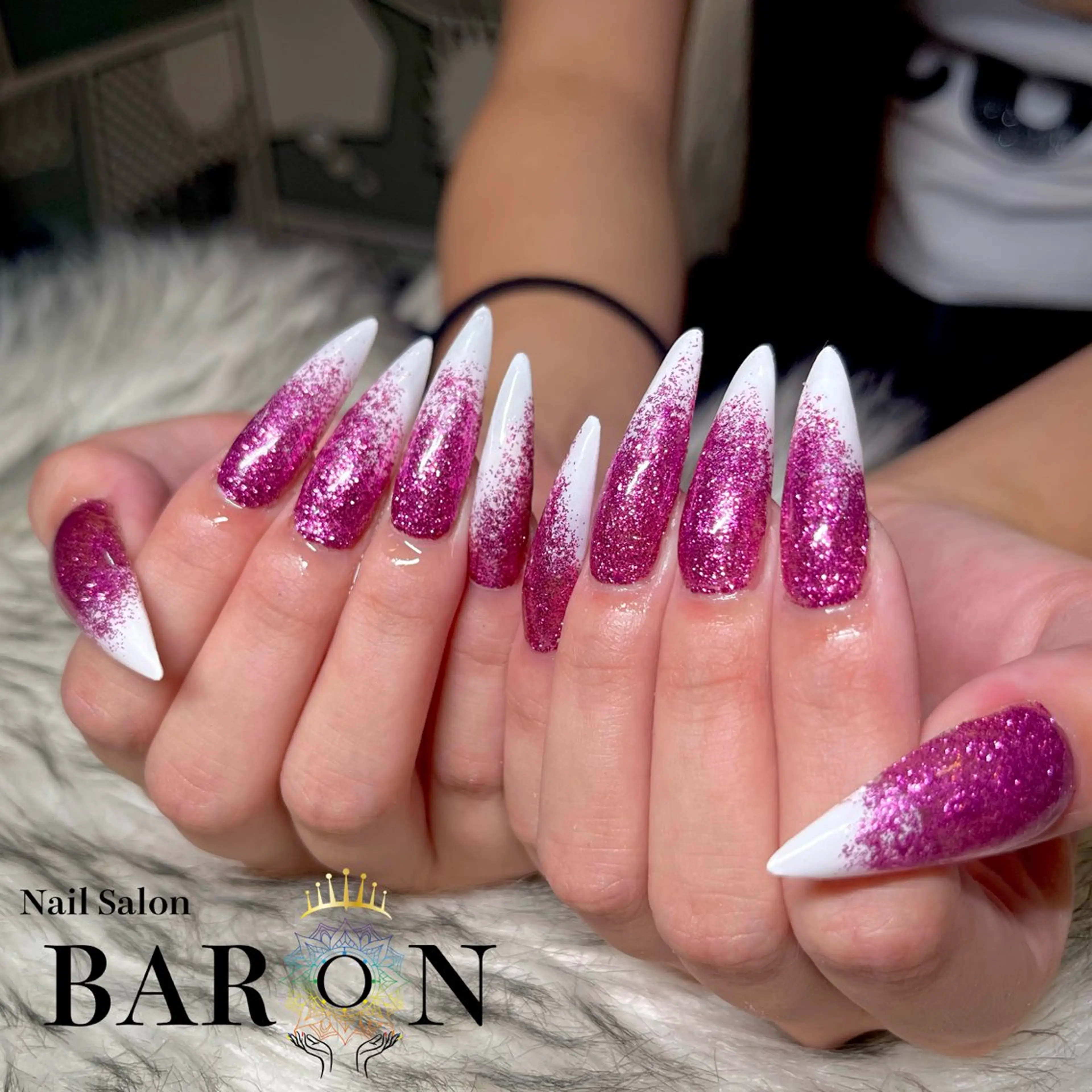 ネイル グラデーション ラメ(グリッター) ラメグラデーション ピンク ホワイト ハンドネイル ☆SAKI☆ BARON 店長のネイルデザイン