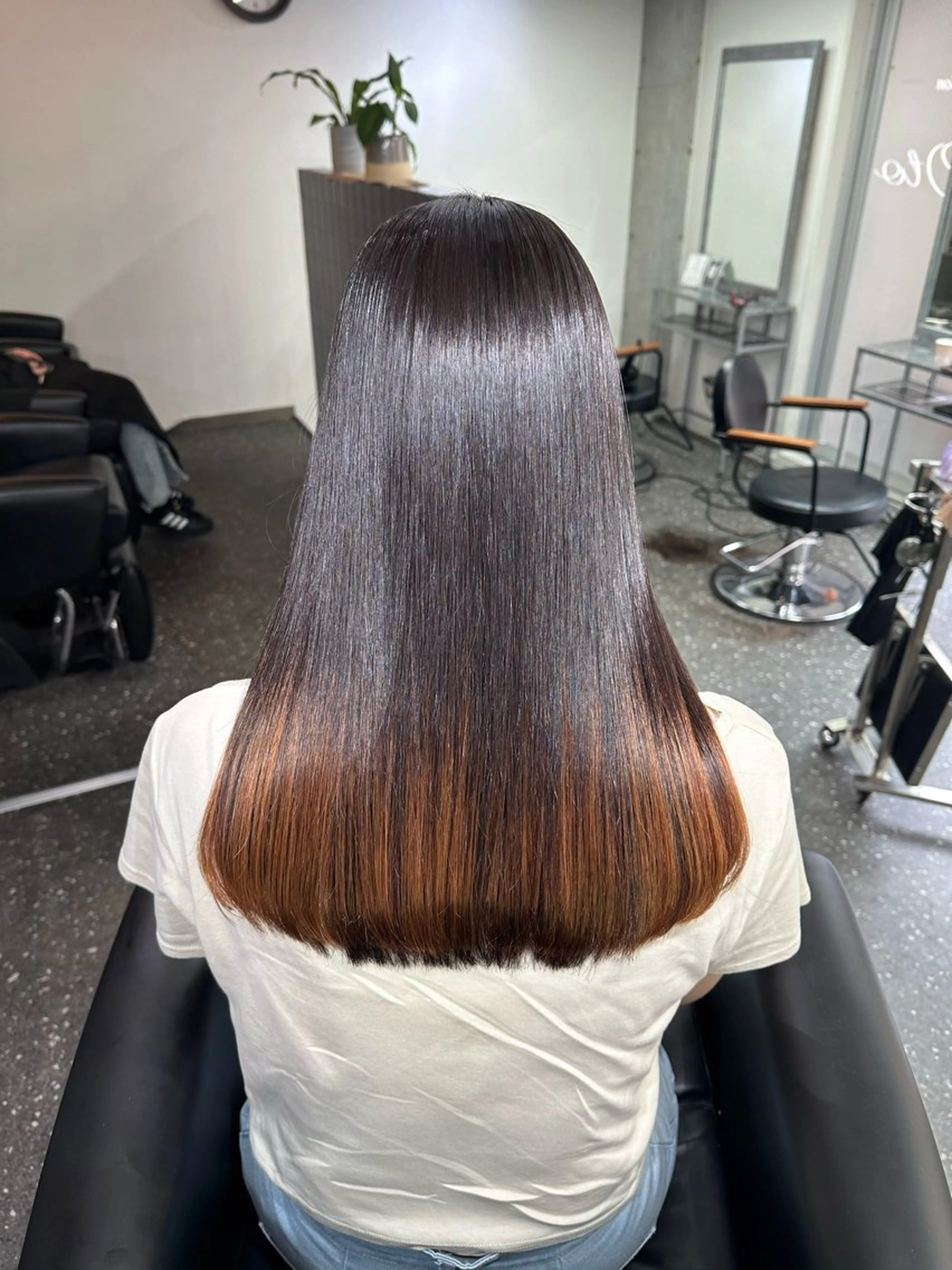 ロング パーマ カット 縮毛矯正 トリートメント 髪質改善⭐️縮毛矯正 中野⭐️Rinaのヘアスタイル