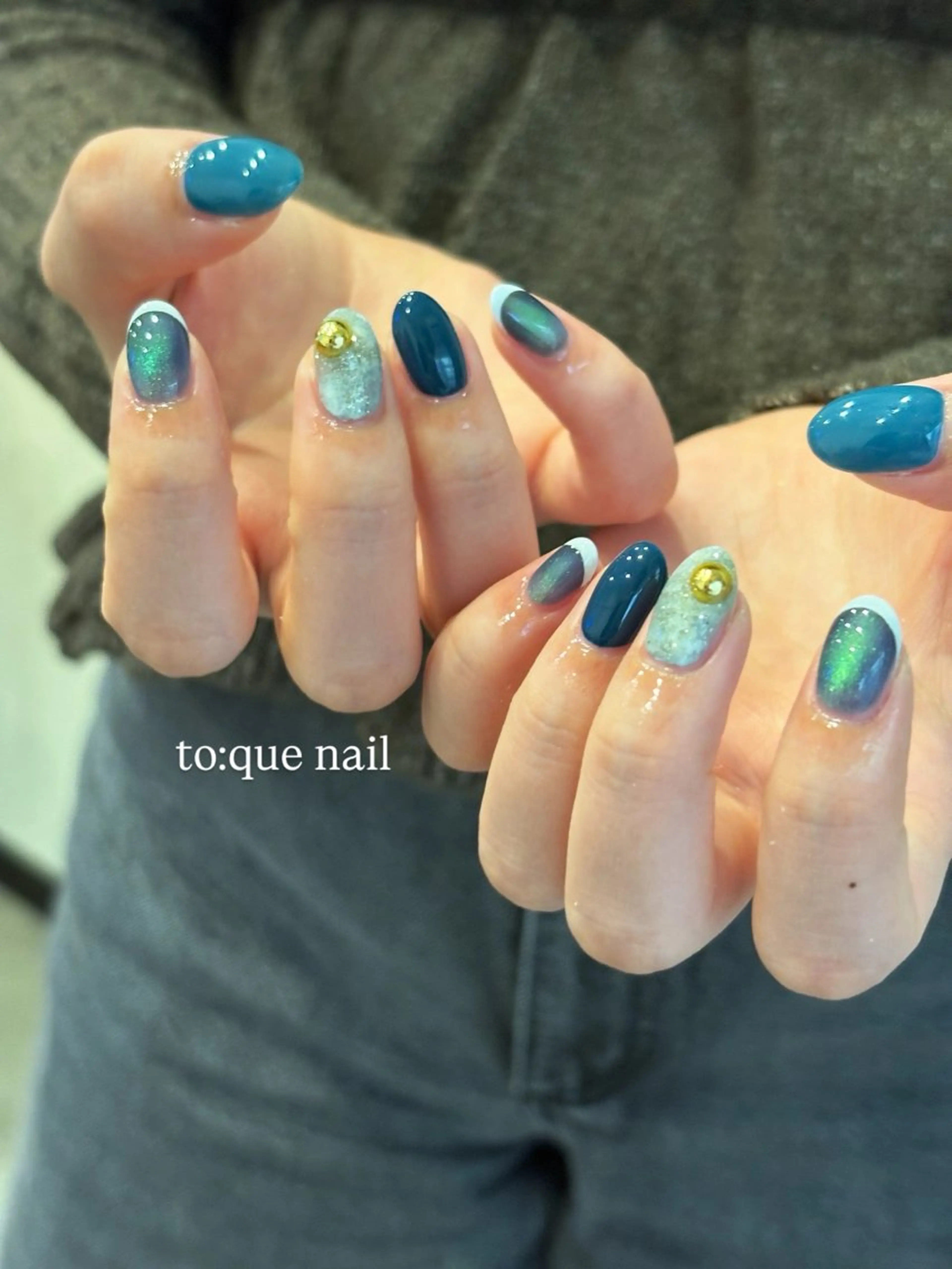 ネイル ブルー ジェルネイル パラジェル 冬ネイル ハンドネイル 本町🤍ちゅるん 自爪育成✨🤍のネイルデザイン