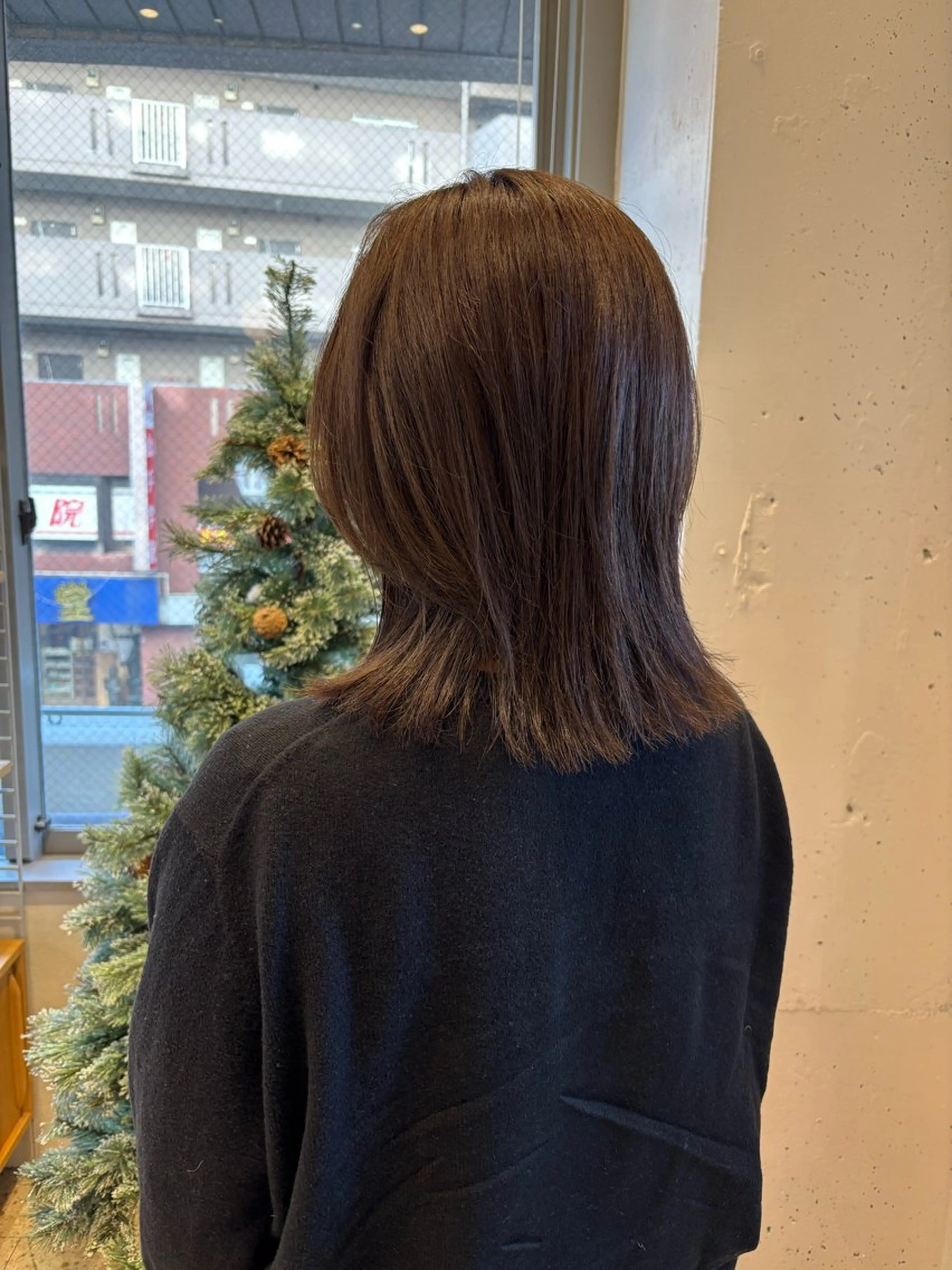 セミロング フローレン KANAKOのヘアスタイル