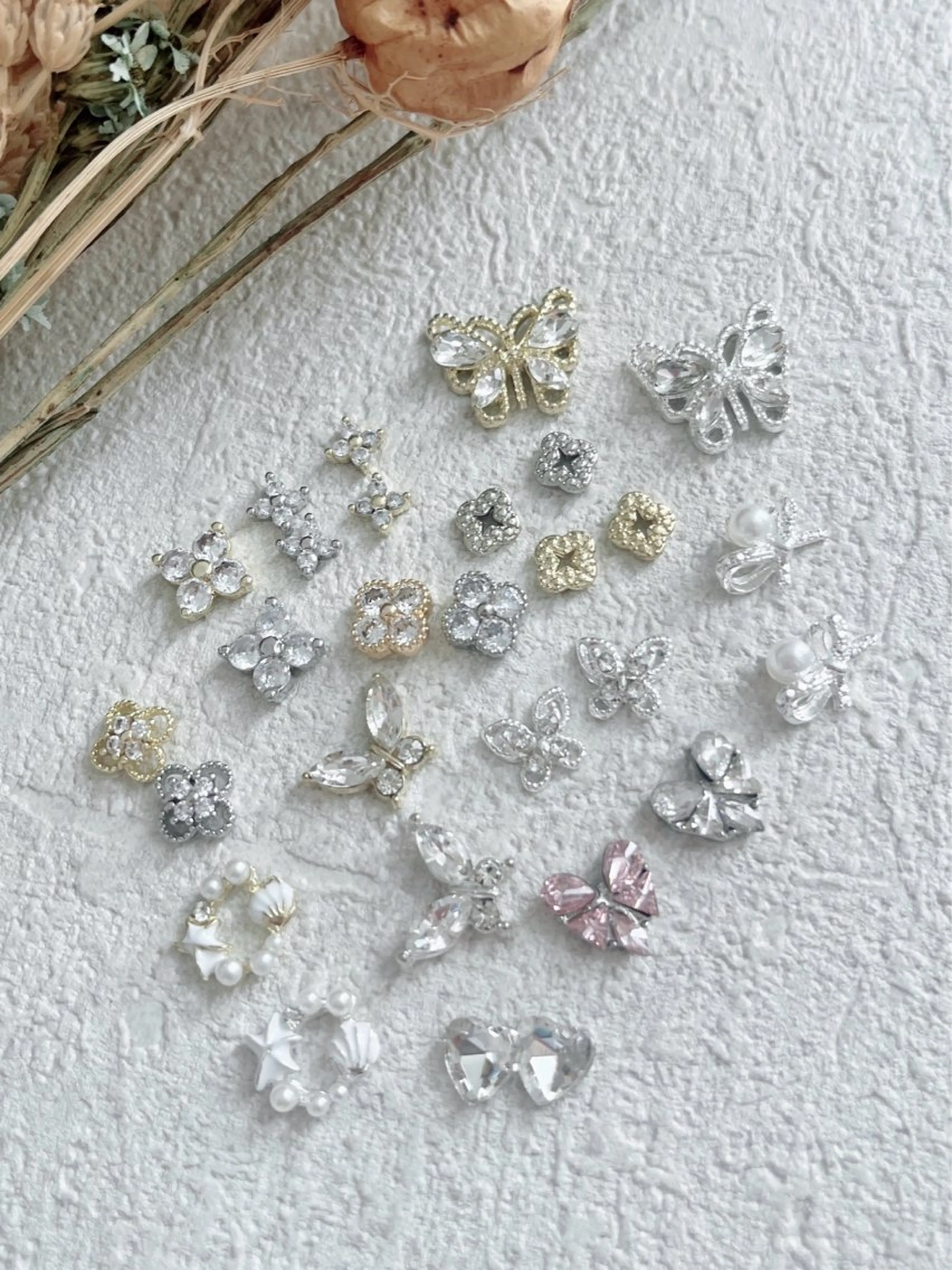 ネイル アートネイル ゴージャス ハート キラキラネイル シンプルネイル ハンドネイル nail salon anrire〜アンリール〜所属・nailsalon anrireのネイルデザイン