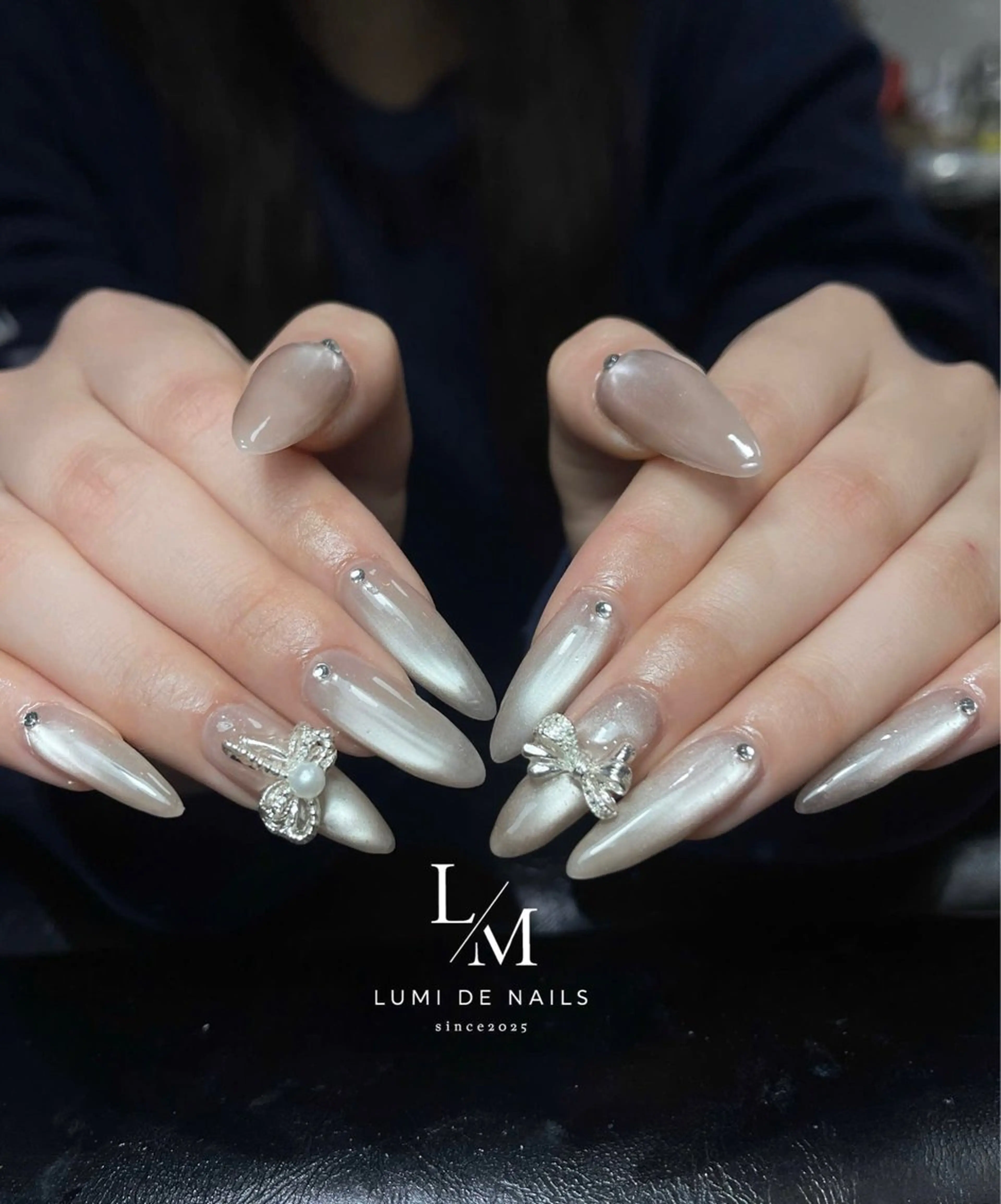 ネイル グラデーション ラメ(グリッター) マグネットネイル ミラーネイル ニュアンスネイル ハンドネイル Lumi de nailsのネイルデザイン