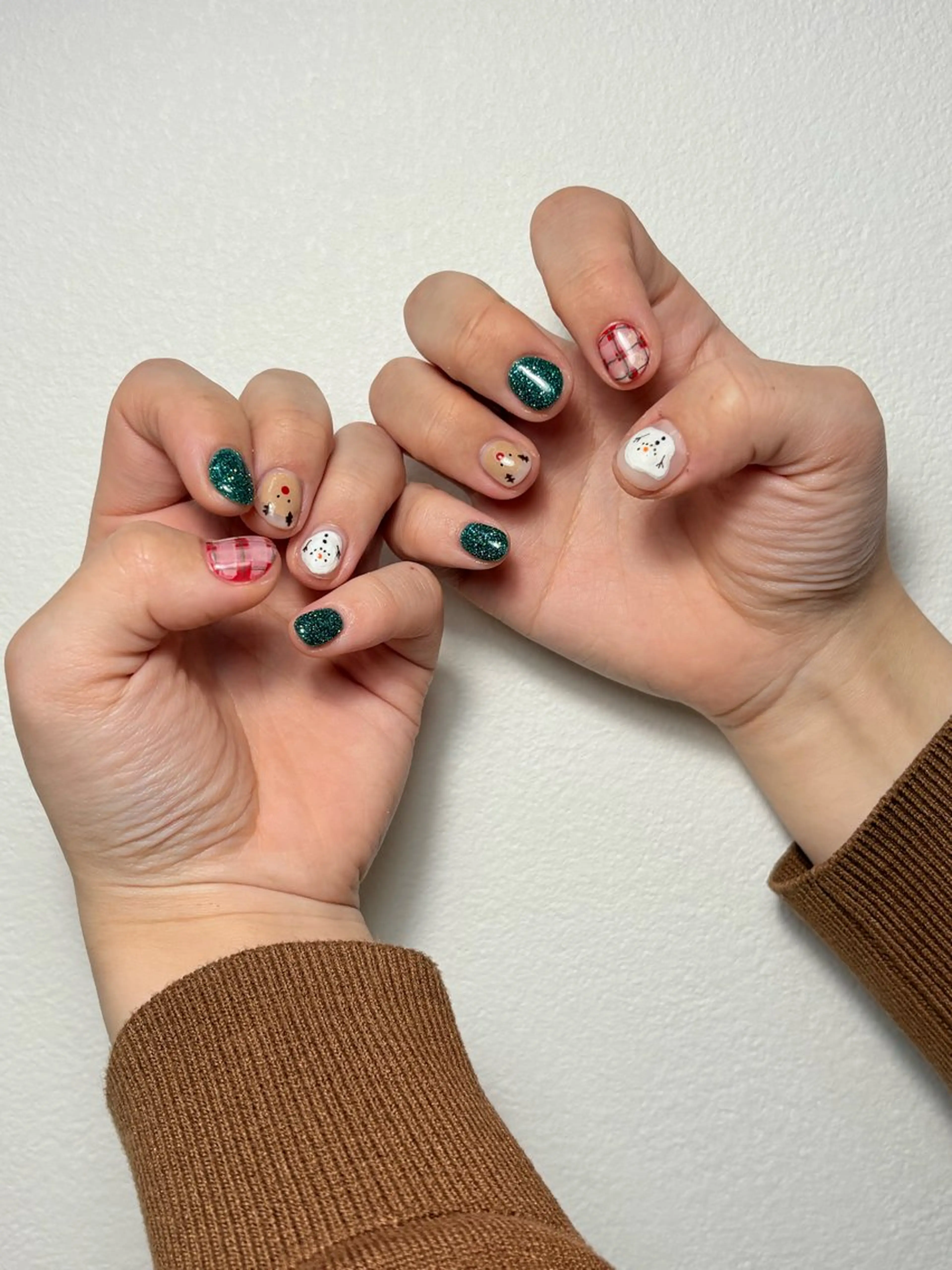 ネイル ハンドネイル she saw me / shokoのネイルデザイン