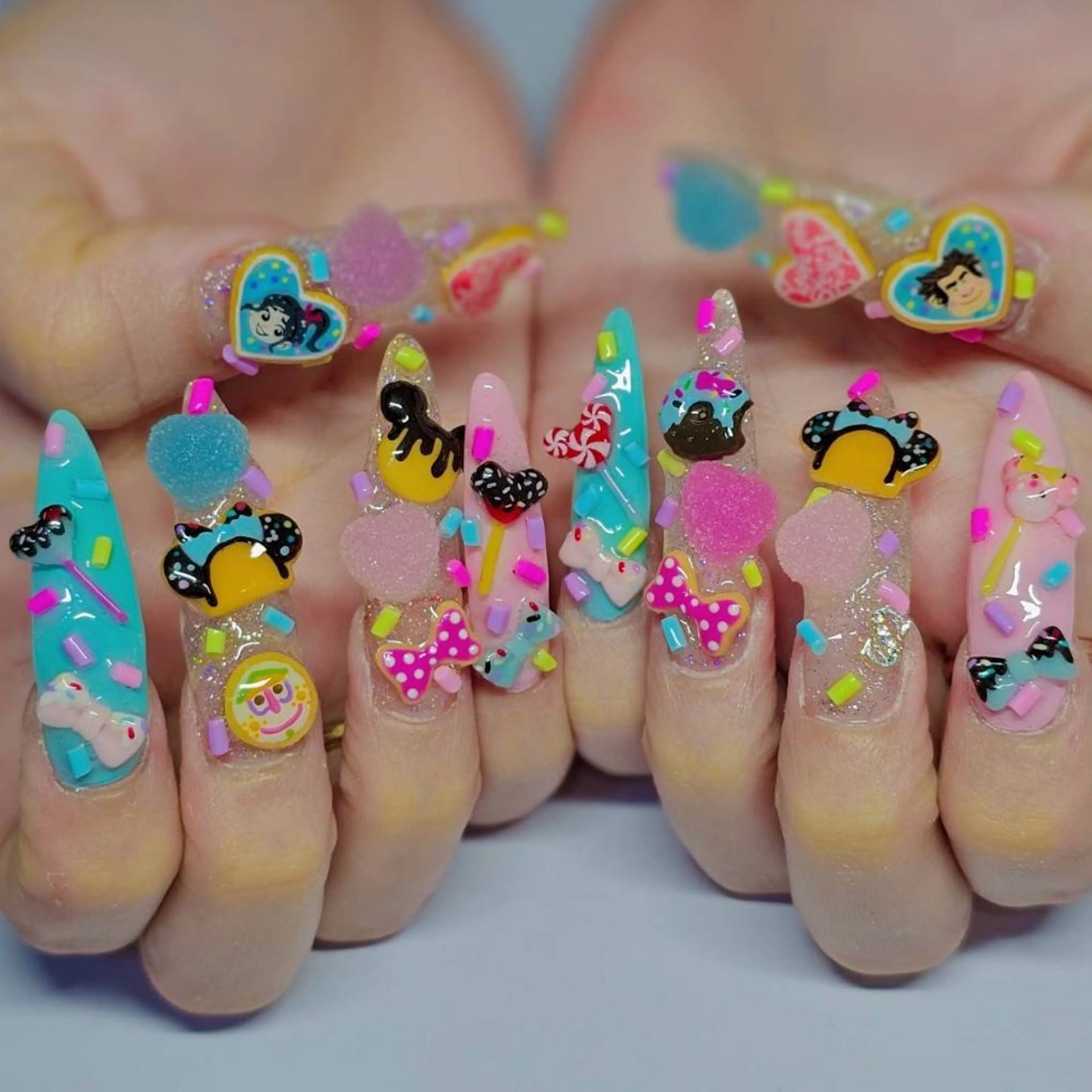 ネイル アートネイル ブルー クリアネイル ラメ(グリッター) パステルネイル ハンドネイル よしだ ひろきのネイルデザイン