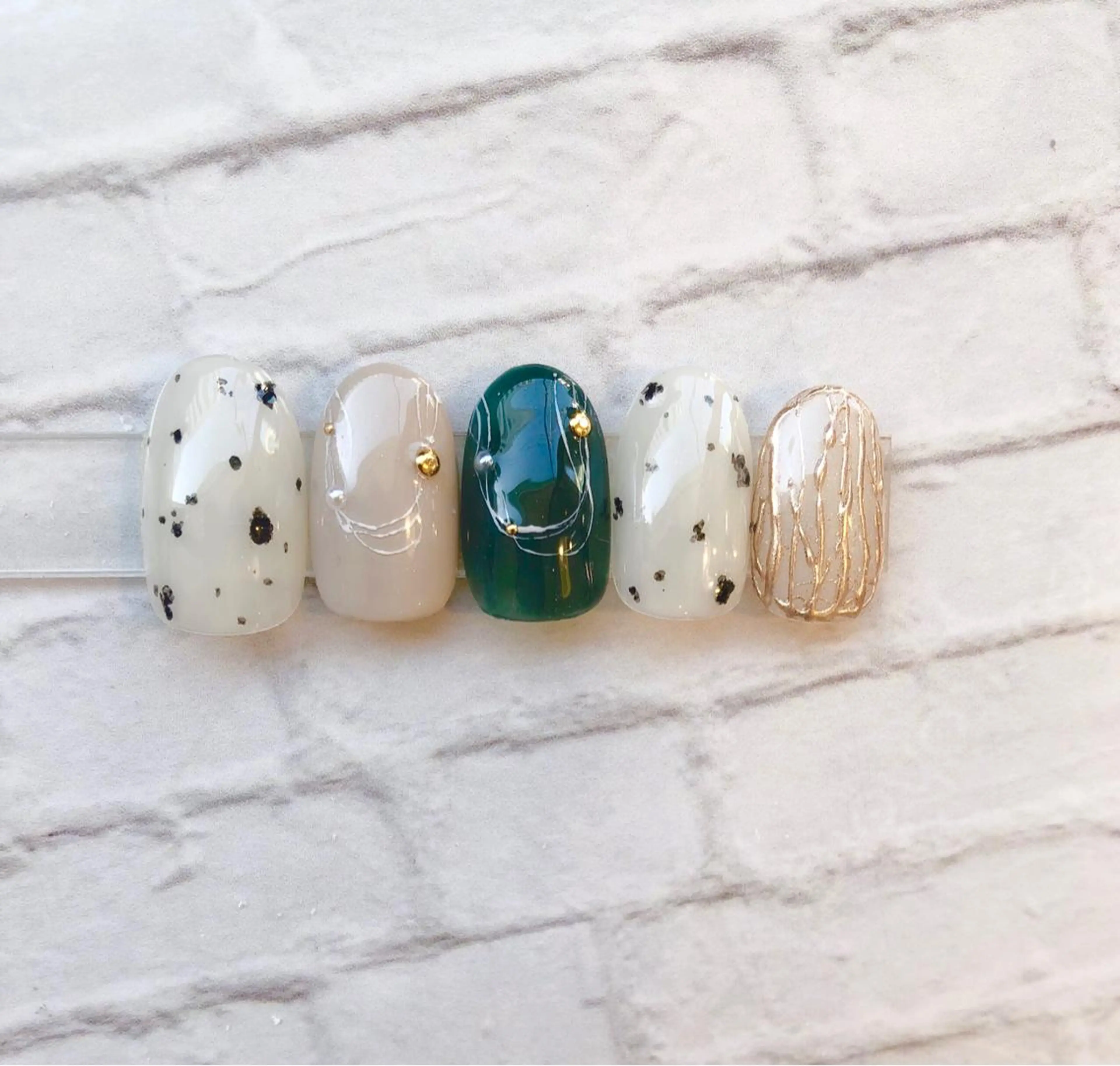 ネイル ハンドネイル shelf ⭐︎のネイルデザイン