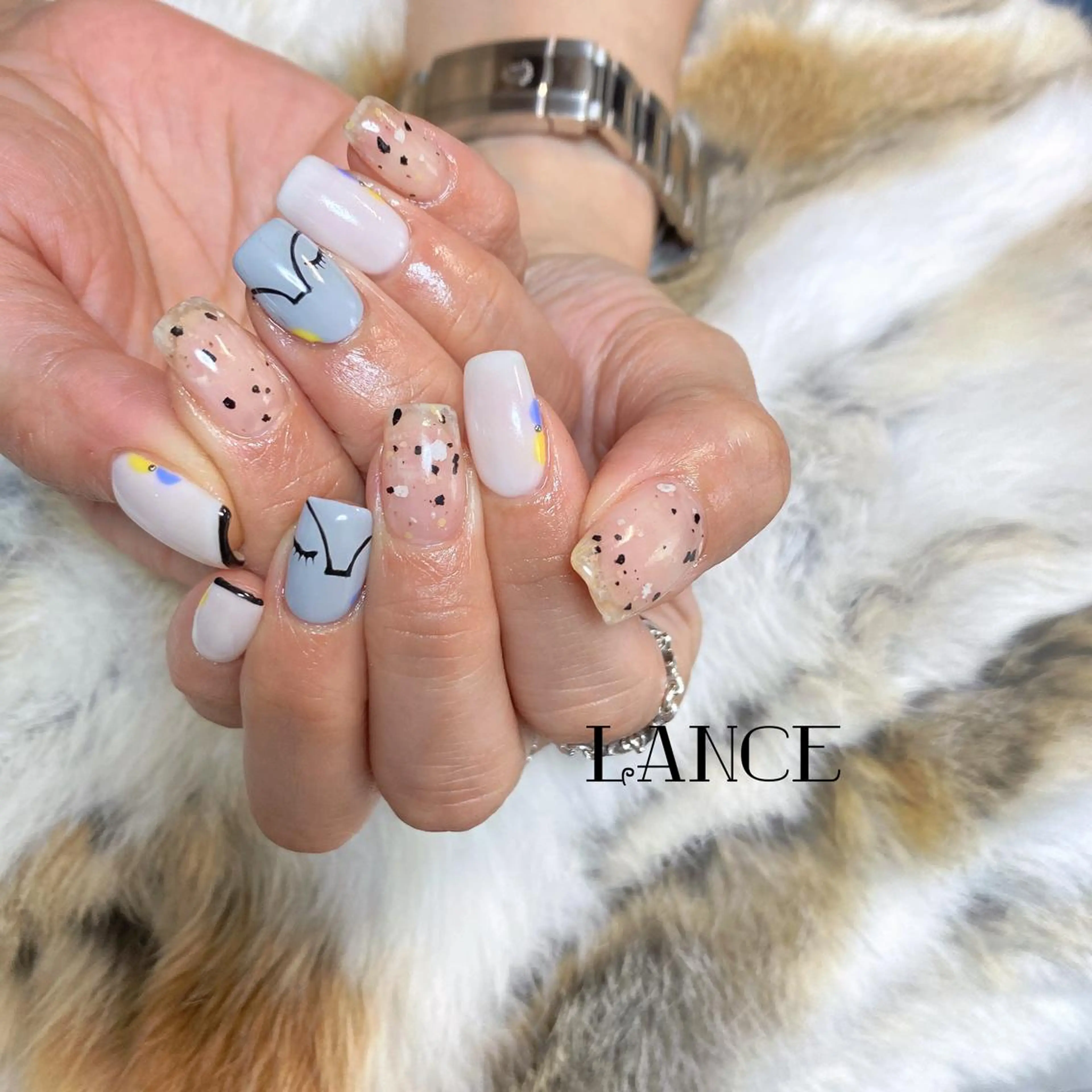 ミディアム ネイル オーロラネイル フットネイル フレンチネイル ミラーネイル ニュアンスネイル ハンドネイル Lance nailのネイルデザイン