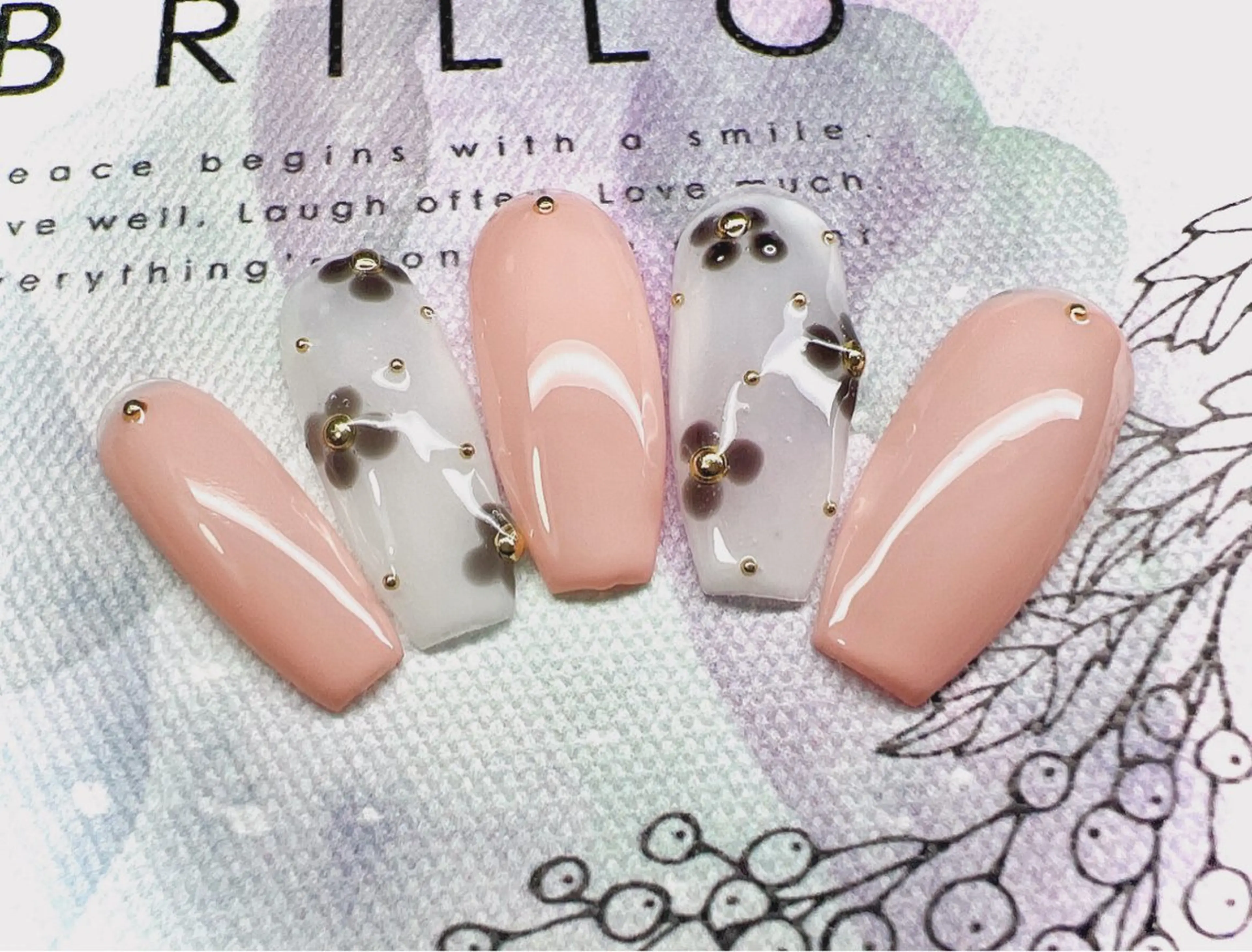 ネイル 加藤 恵のネイルデザイン