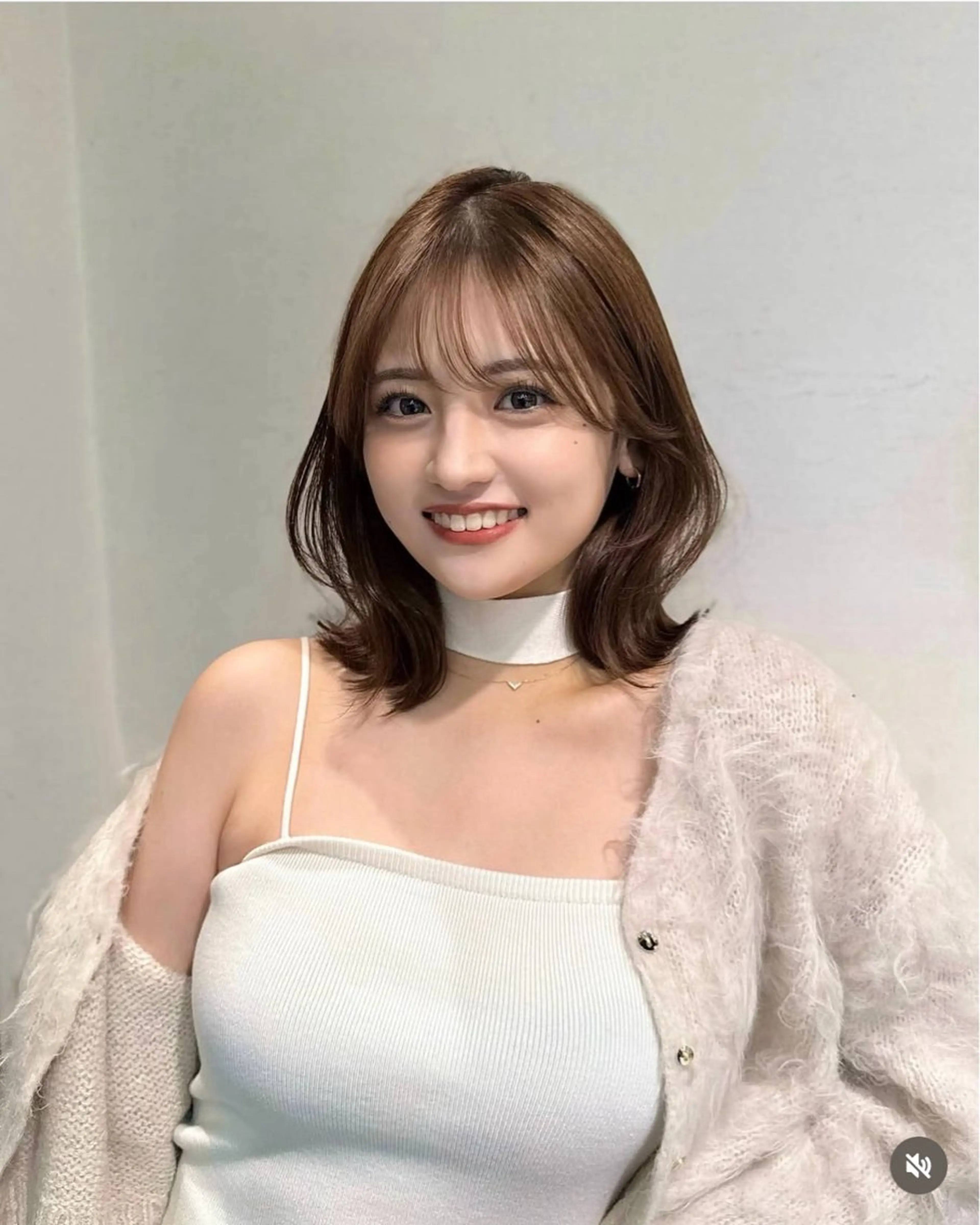 ミディアム みうら しょうのヘアスタイル