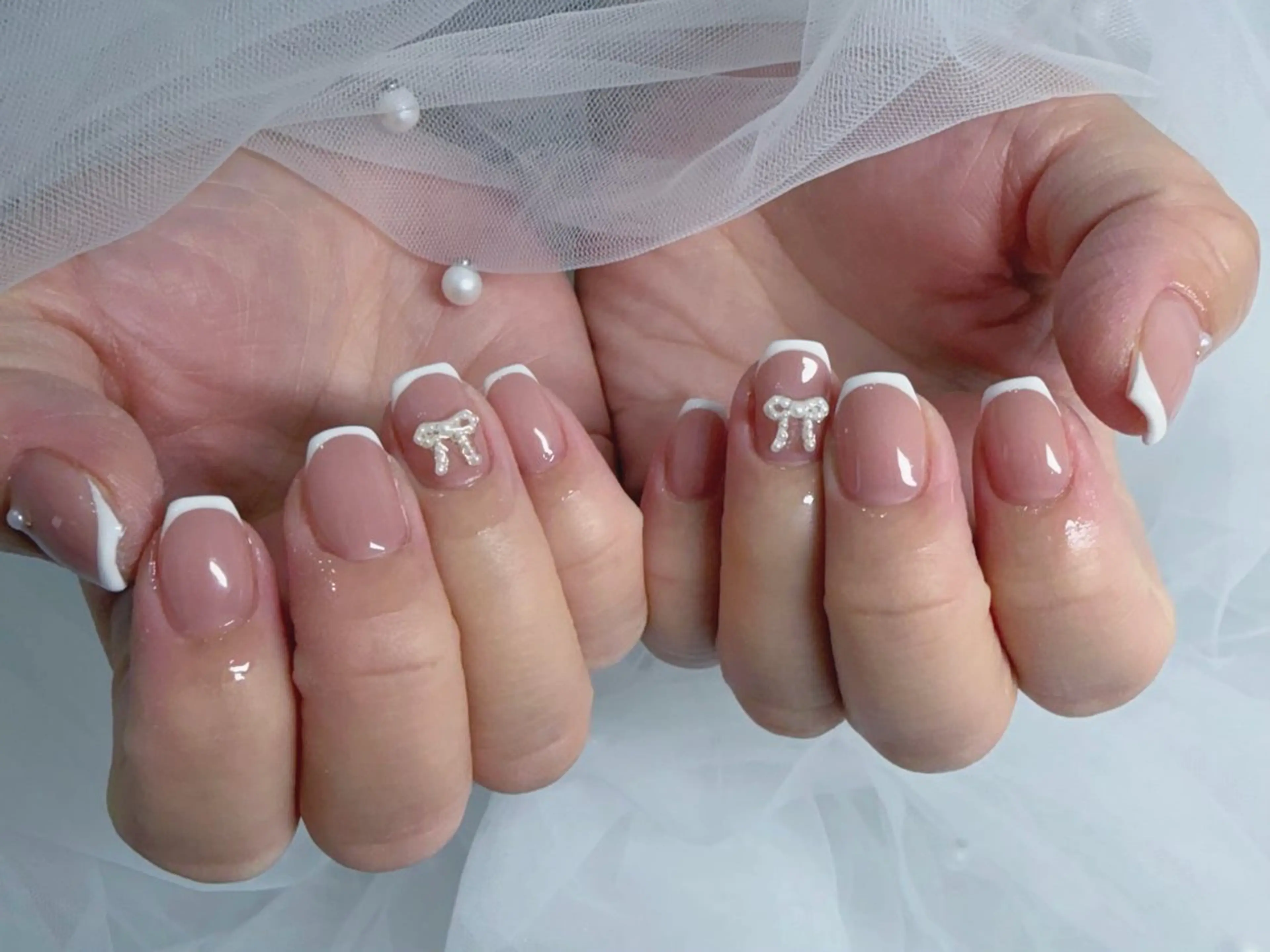 ネイル フレンチネイル リボン 非対面ネイルサロン Eveのネイルデザイン