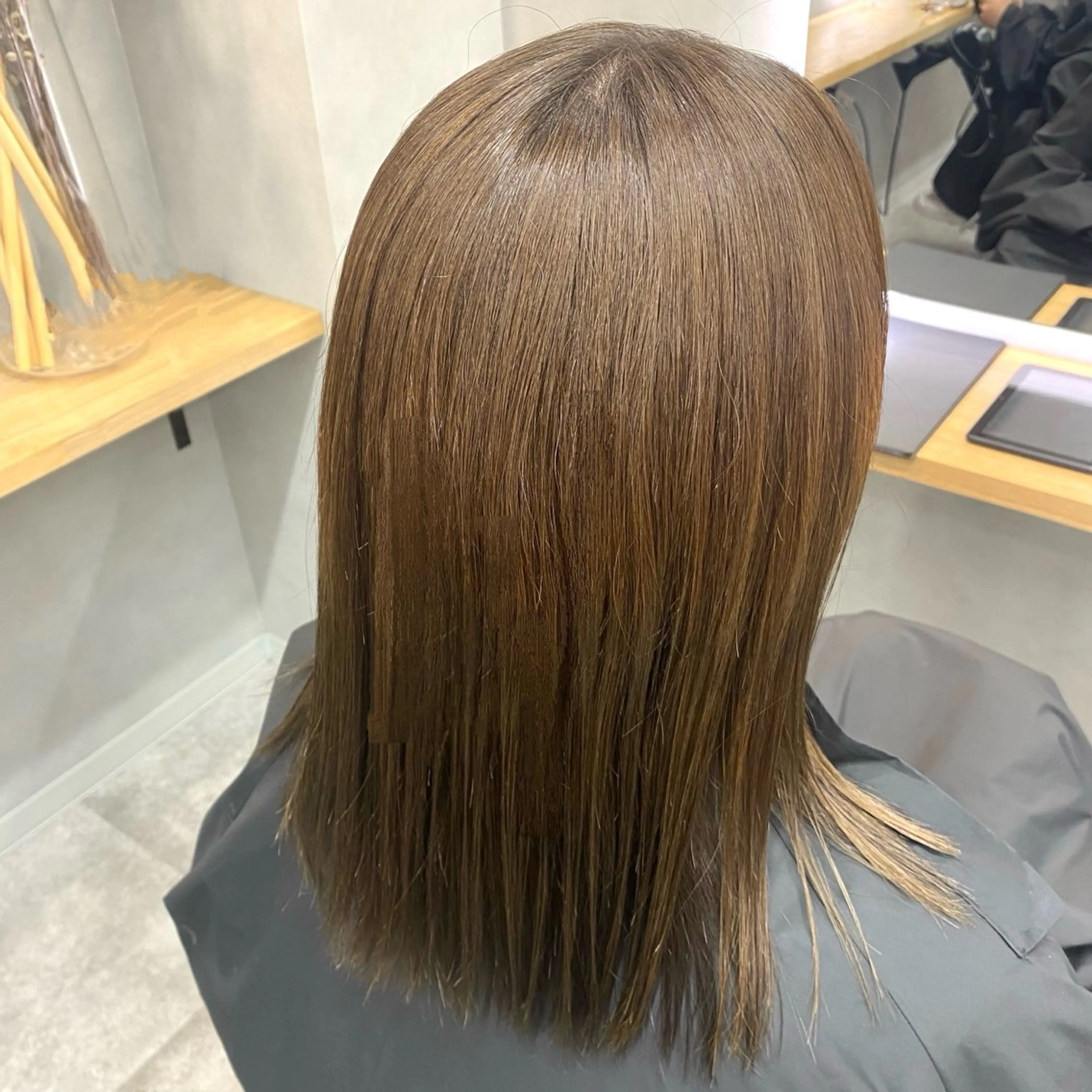 セミロング カラー ベージュカラー イルミナカラー オリーブベージュ オリーブカラー トリートメント ナツキ💫 カットモデル募集中のヘアスタイル