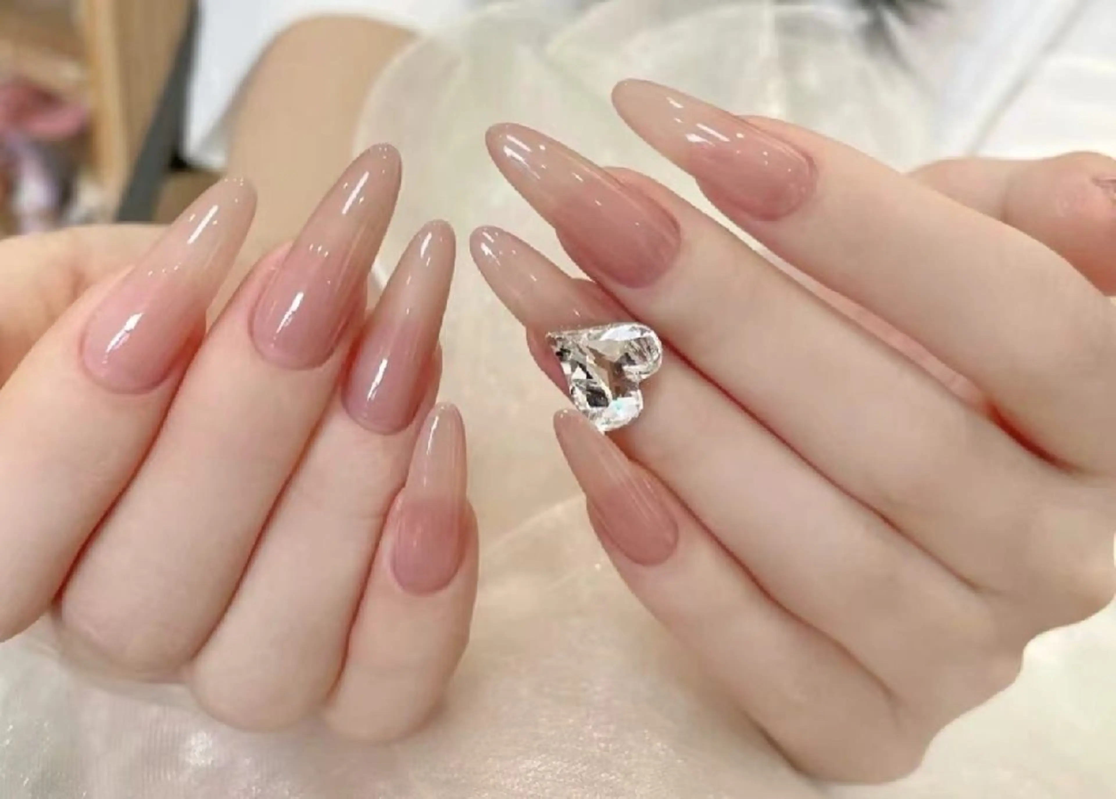 ネイル マグネットネイル 持ち込み オフィスネイル シンプルネイル ワンホンネイル ハンドネイル 佐田 美香のネイルデザイン