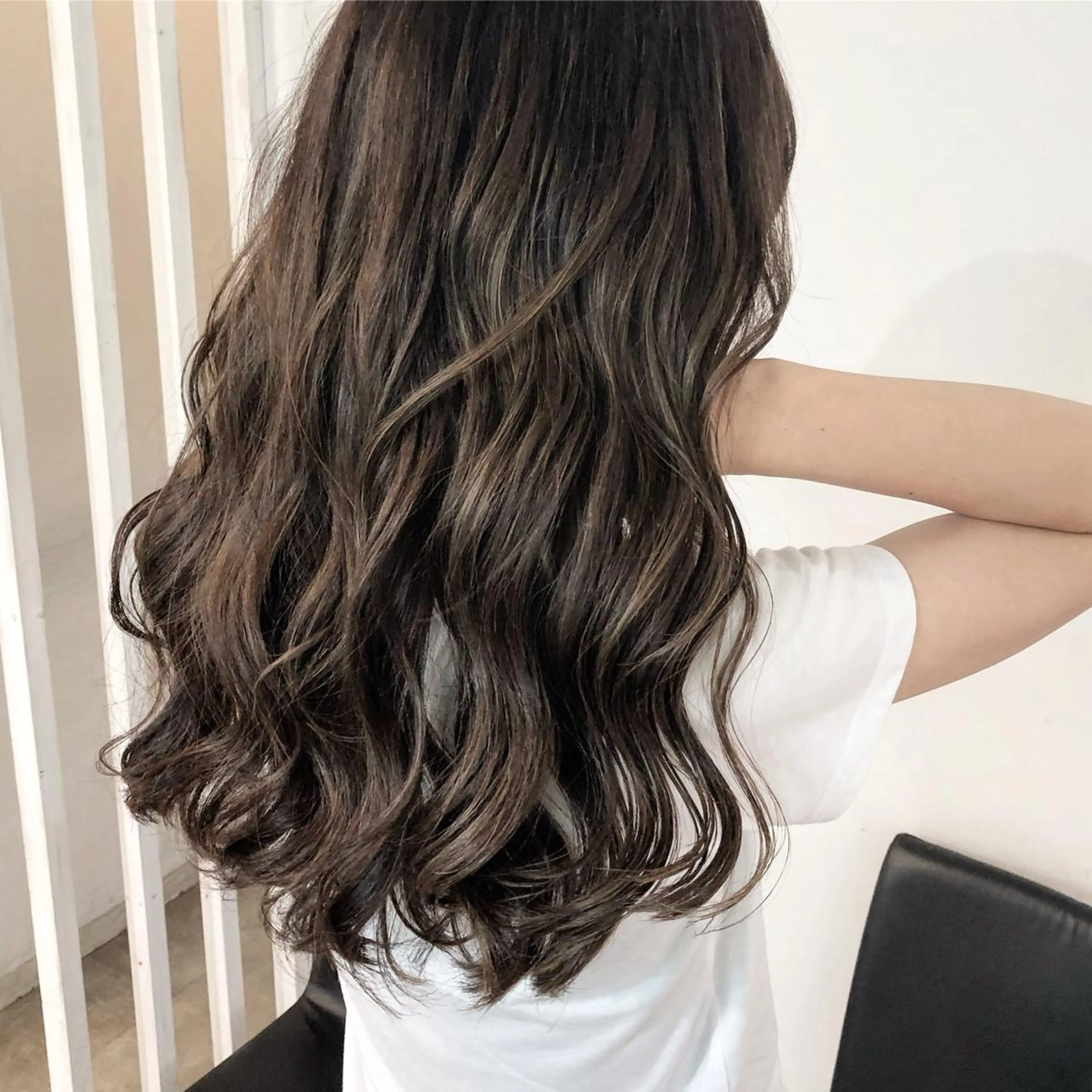 ロング カラー ヘアアレンジ ハイライトカラー ハイライト 榎園 由美のヘアスタイル