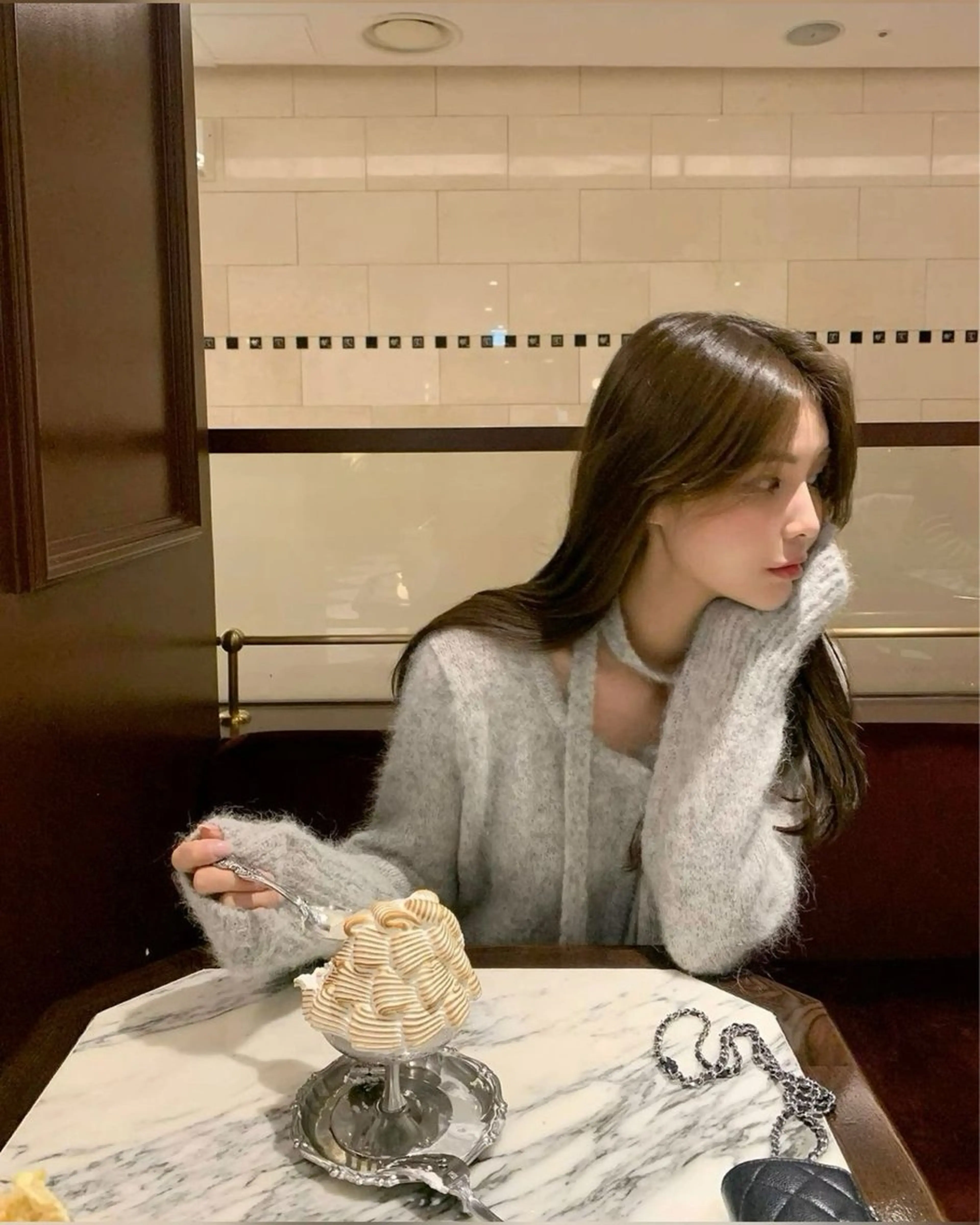 セミロング カラー カット ヘアカラー トリートメント 莉乃/縮毛矯正/髪質 改善/艶カラーのヘアスタイル