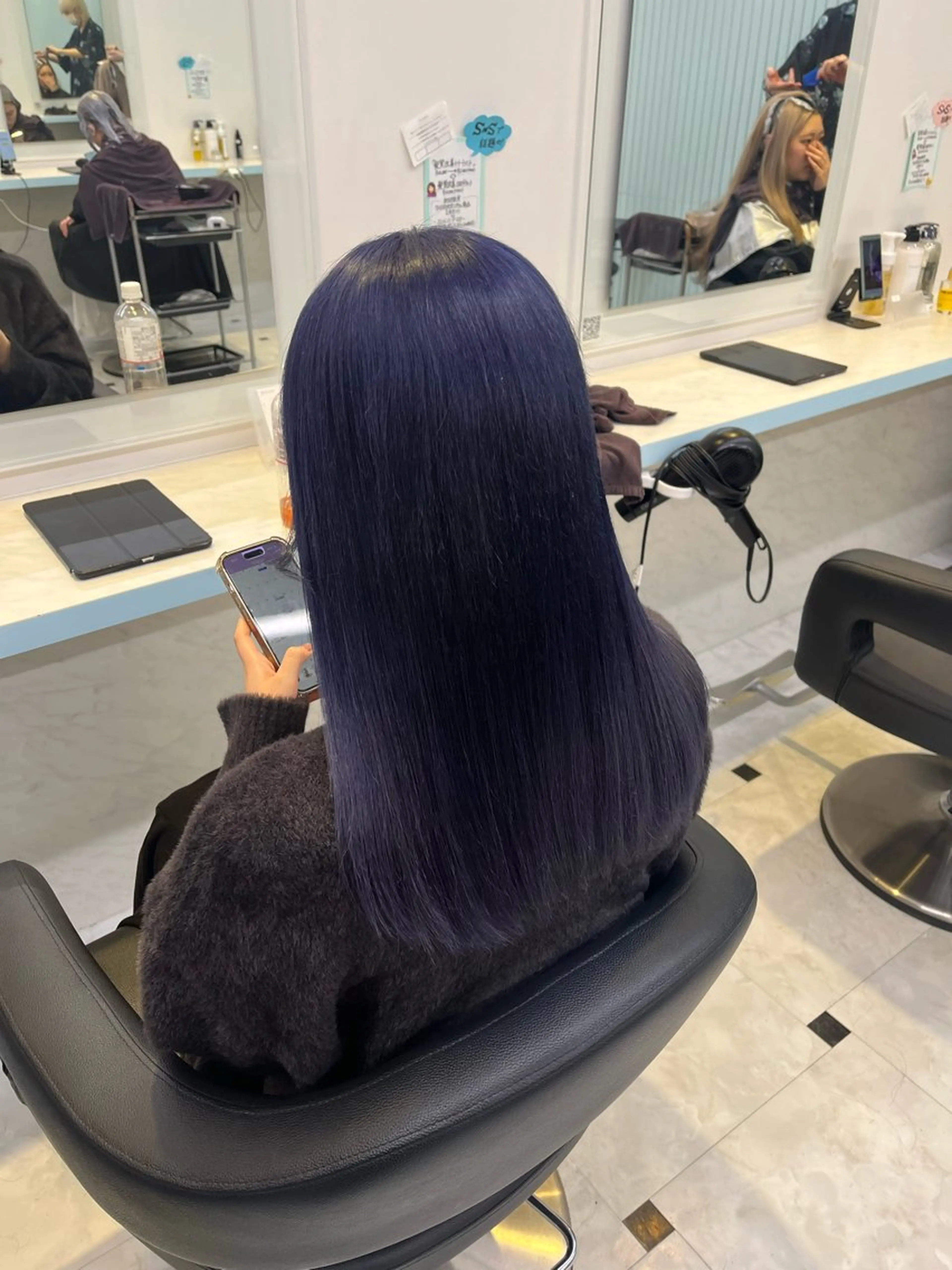 セミロング カラー ヘアカラー トリートメント ブリーチカラー 🩵MIZUKIのヘアスタイル