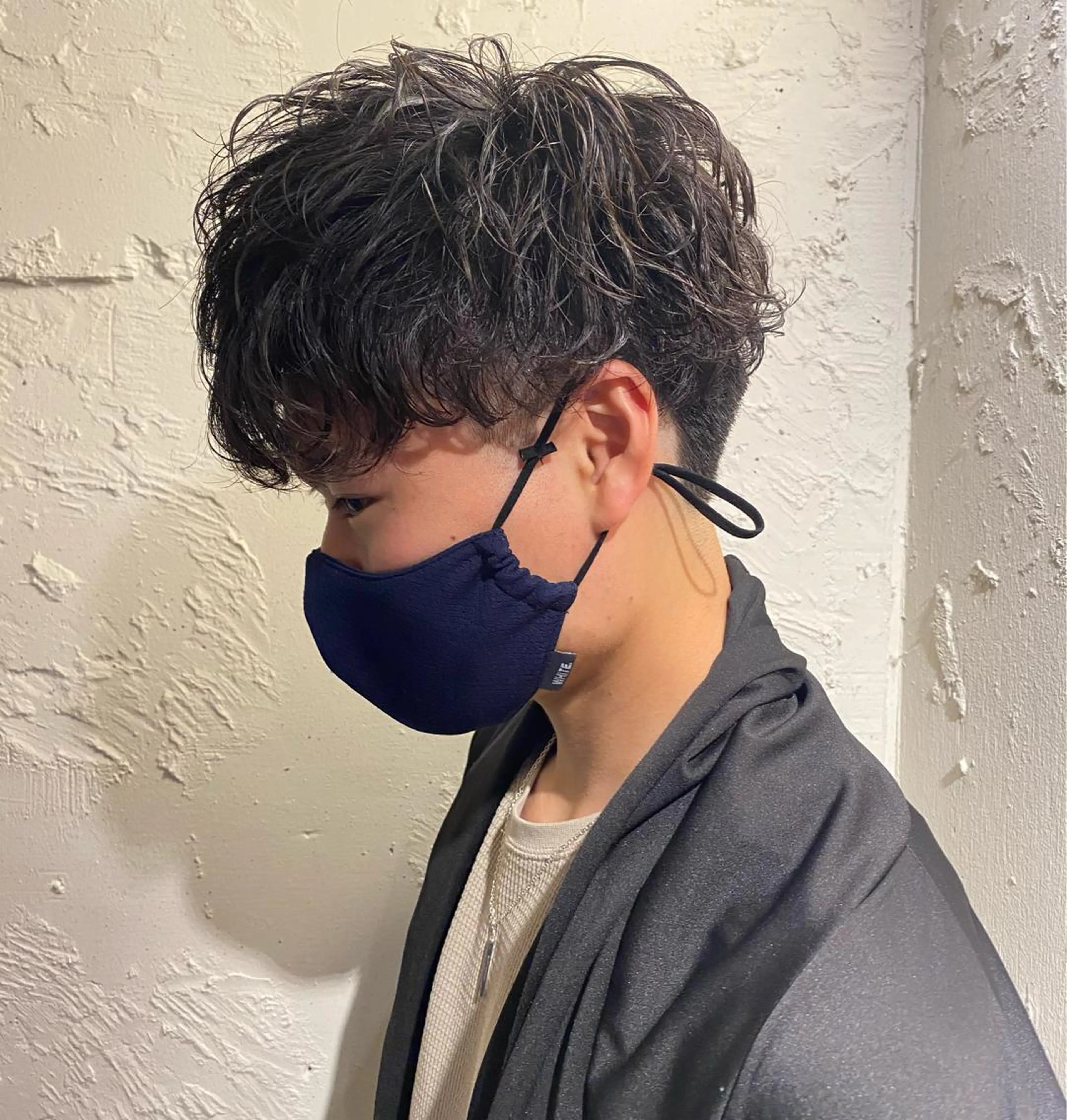 パーマ メンズ 推しカラー オタク美容師 山本のヘアスタイル