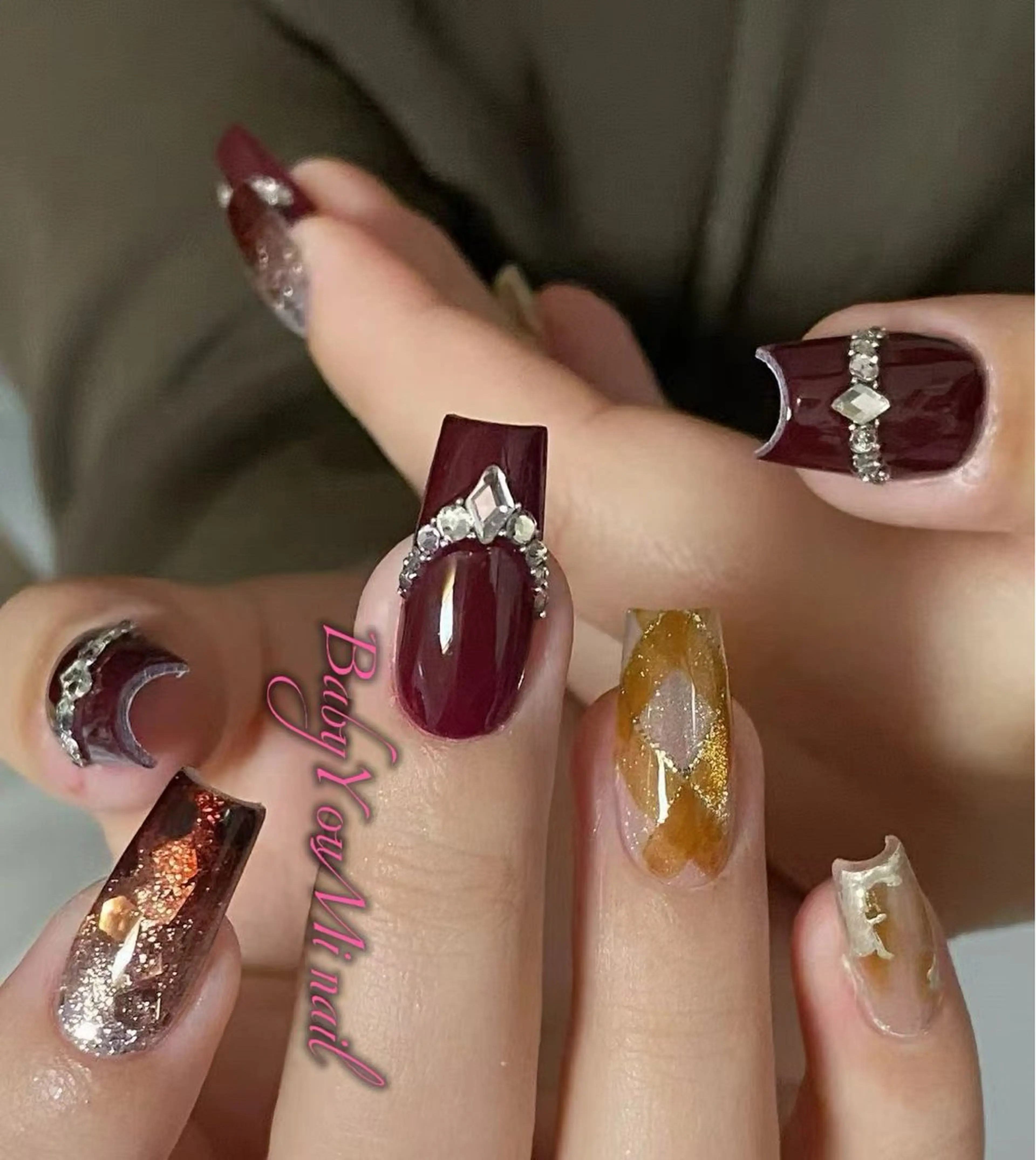 ネイル オーロラネイル フラワーネイル フットネイル フレンチネイル ジェルネイル ハンドネイル 相沢 さやかのネイルデザイン