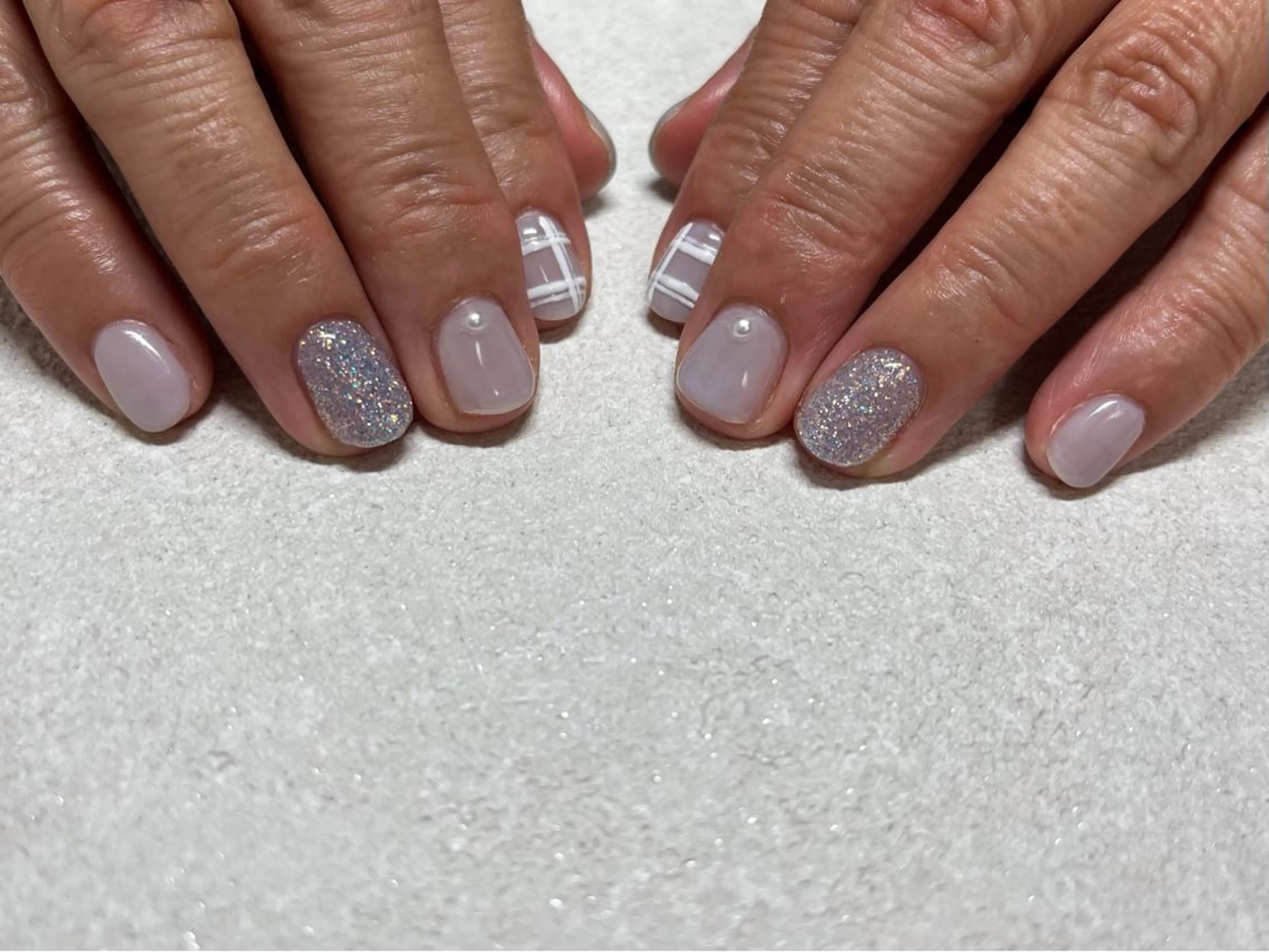 ネイル オーロラネイル フラワーネイル フットネイル フレンチネイル ジェルネイル mogunail &blowのネイルデザイン