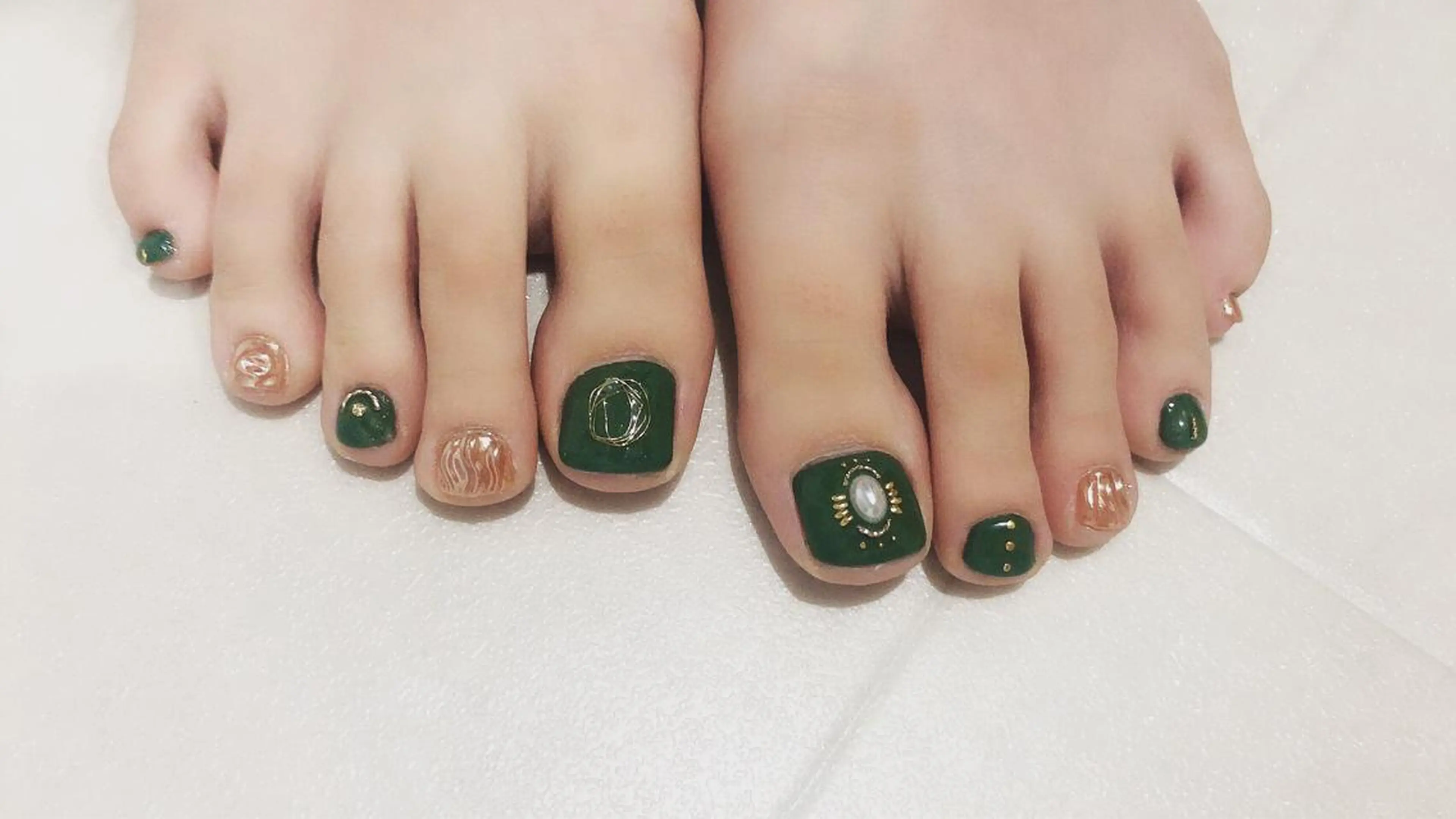 ネイル 大田 美笛香のネイルデザイン