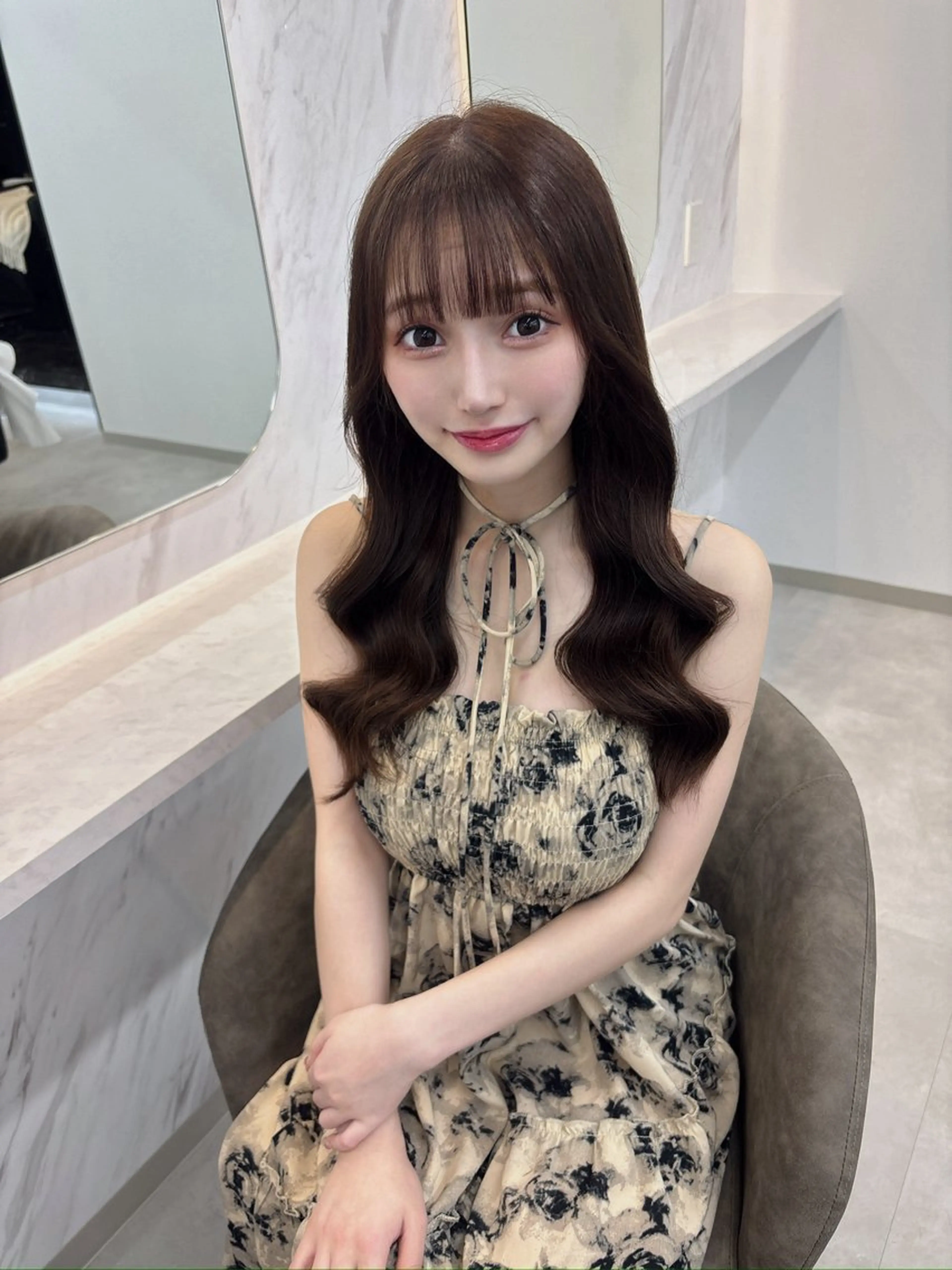 ロング カラー ブラウンカラー Lapis所属・しんどう るなのヘアスタイル