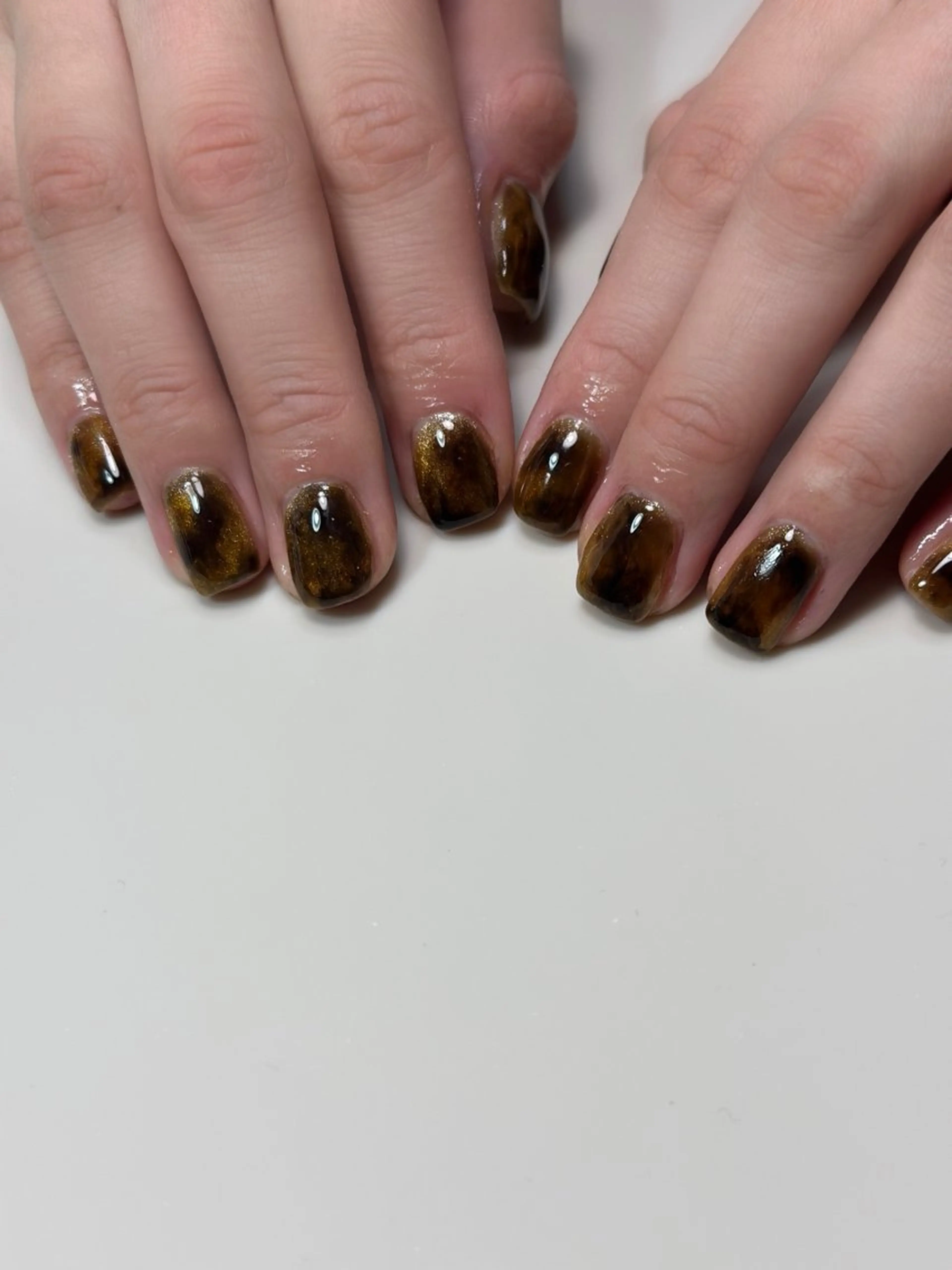 ネイル べっ甲ネイル bibiwoo Ayakoのネイルデザイン