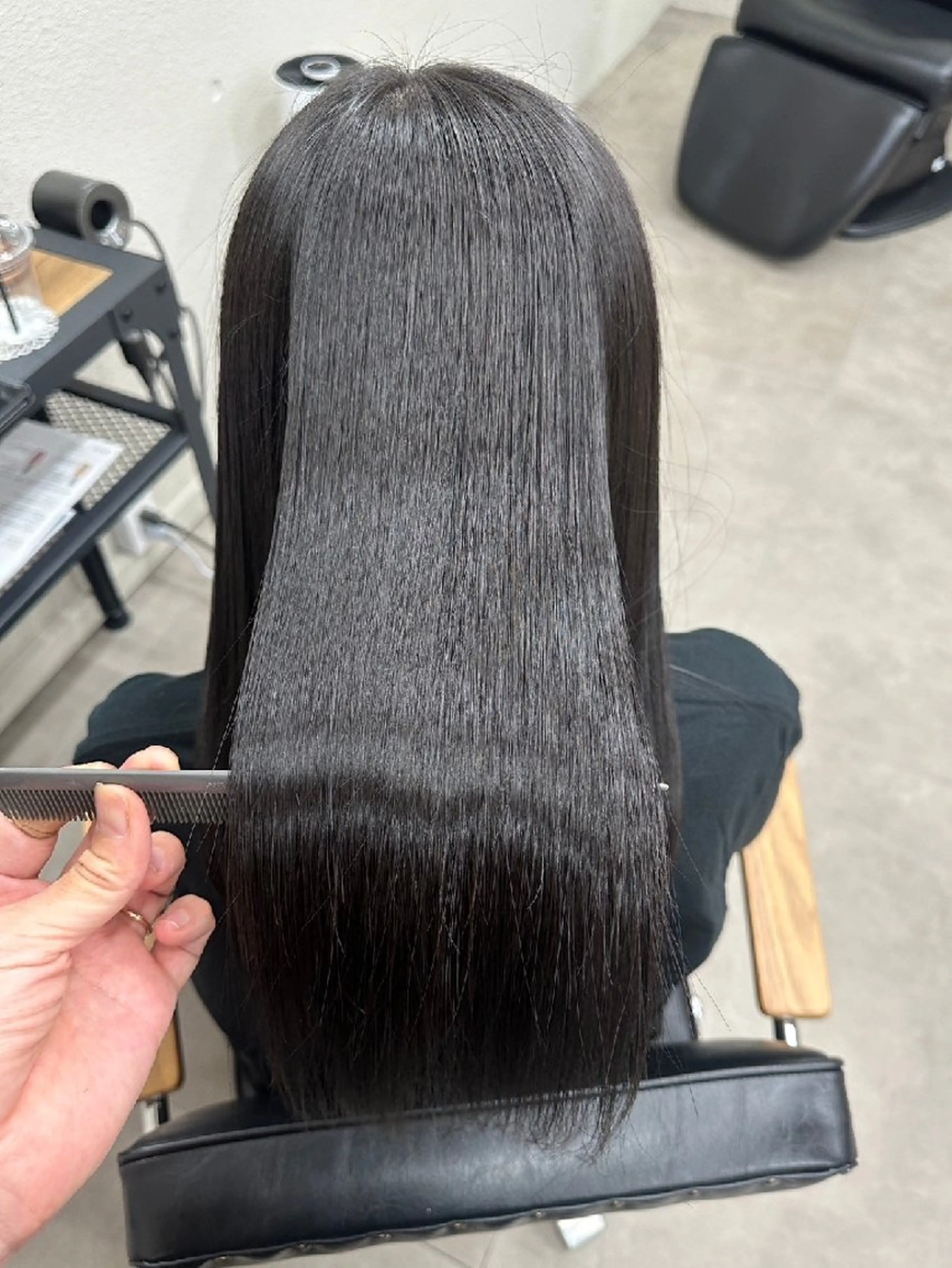 ロング 縮毛矯正 IPPO アカデミーのヘアスタイル
