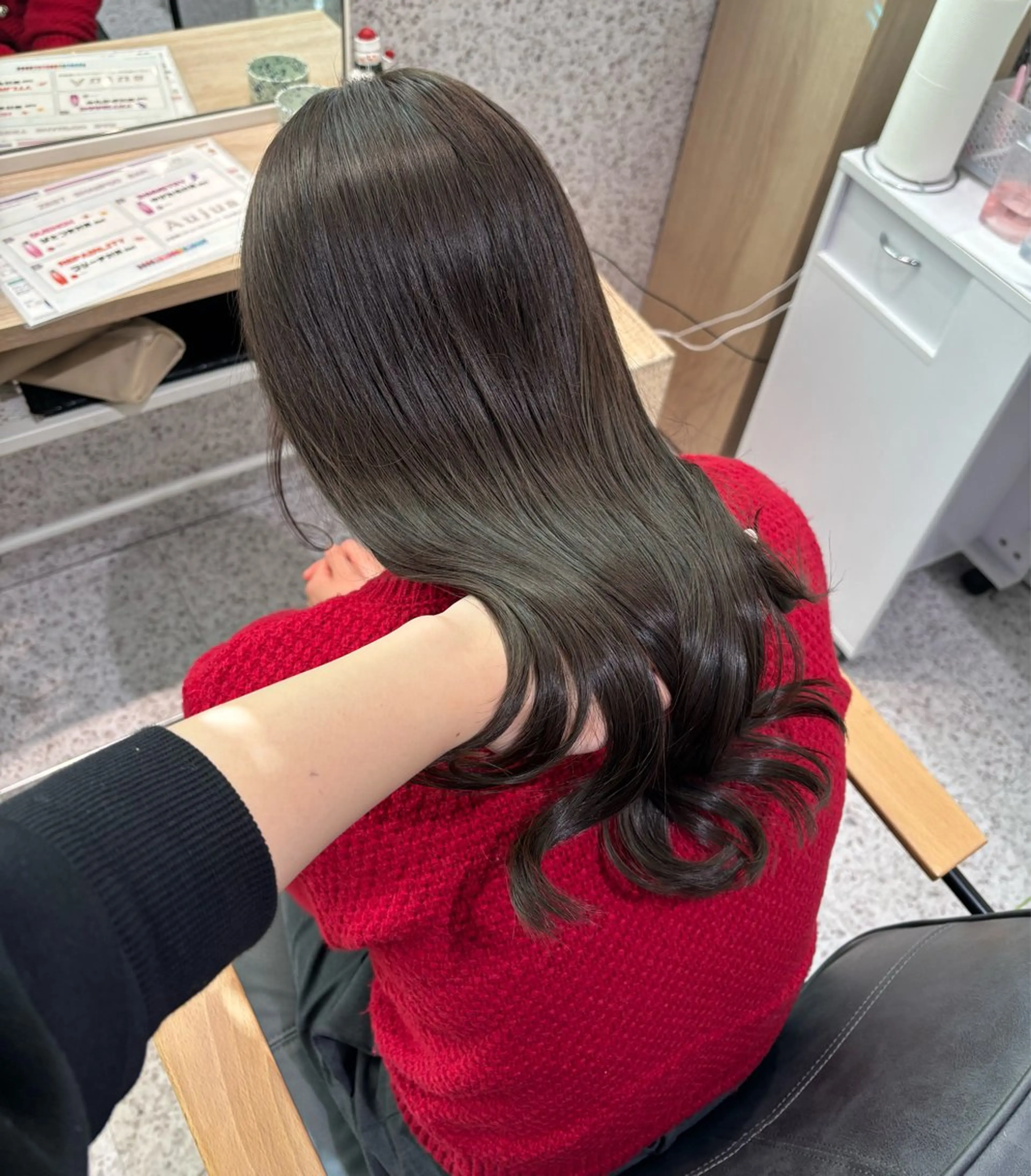 セミロング カラー ショートボブ セミロングパーマ アッシュ ベージュカラー ブリーチ ヘアカラー トリートメント 暖色カラー/ パリジェンヌ💟みくのヘアスタイル