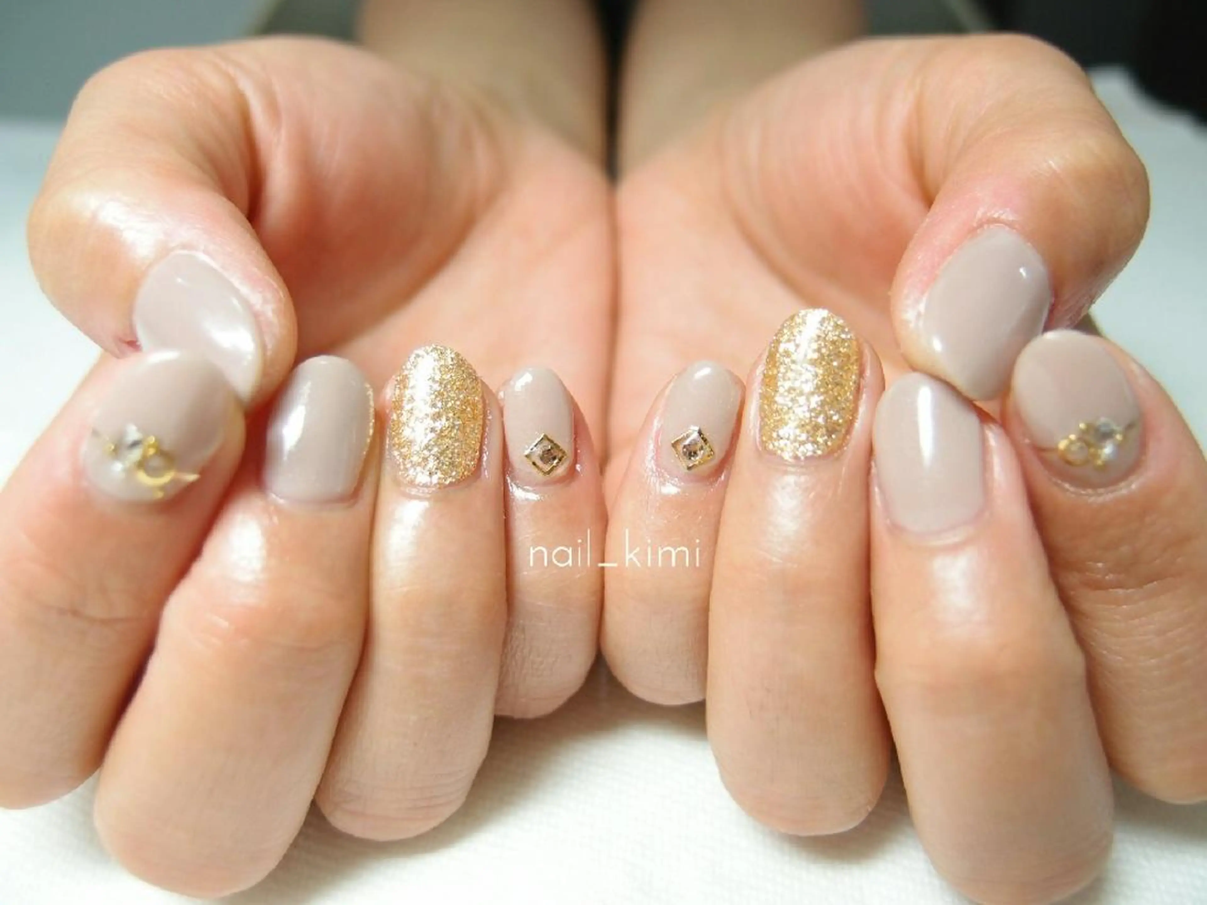 ネイル ラメ(グリッター) ワンカラーネイル ストーンネイル ETHOSENSE. kimikaのネイルデザイン