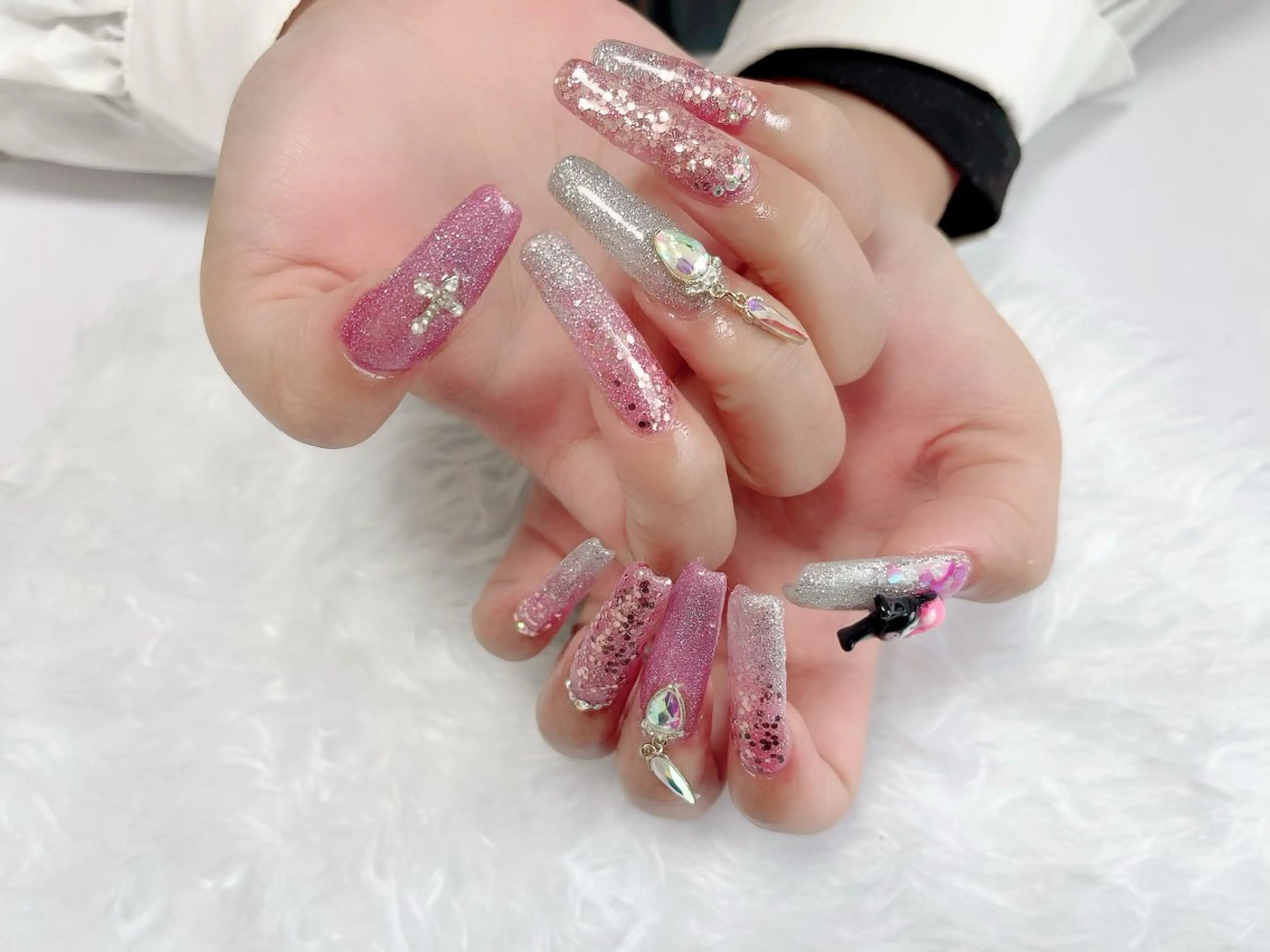 ネイル ロングネイル プライベートサロン Featherのネイルデザイン