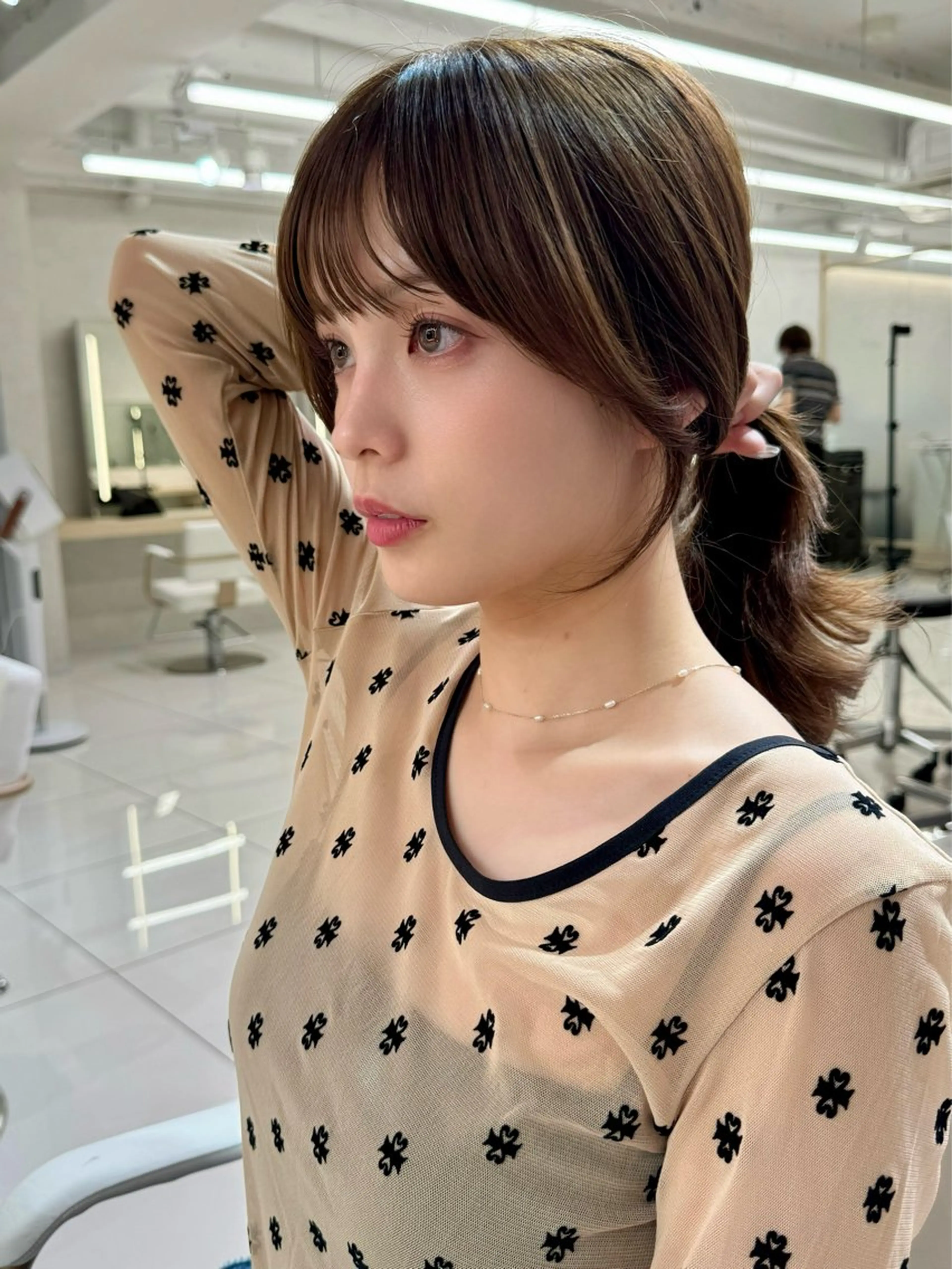 三鷹で1番ショート ボブをカットする新谷のヘアスタイル