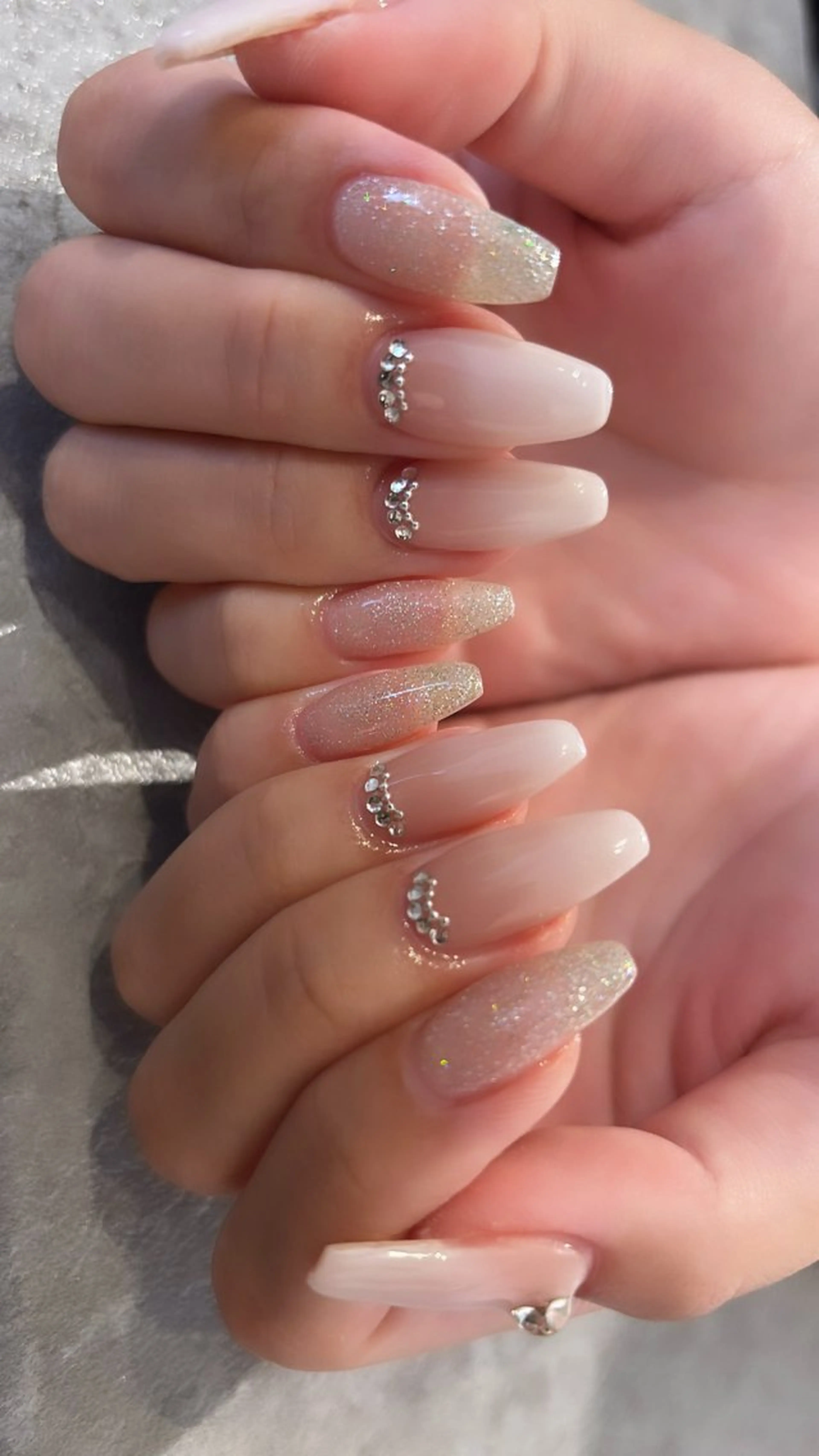 ネイル Mignon 、のネイルデザイン