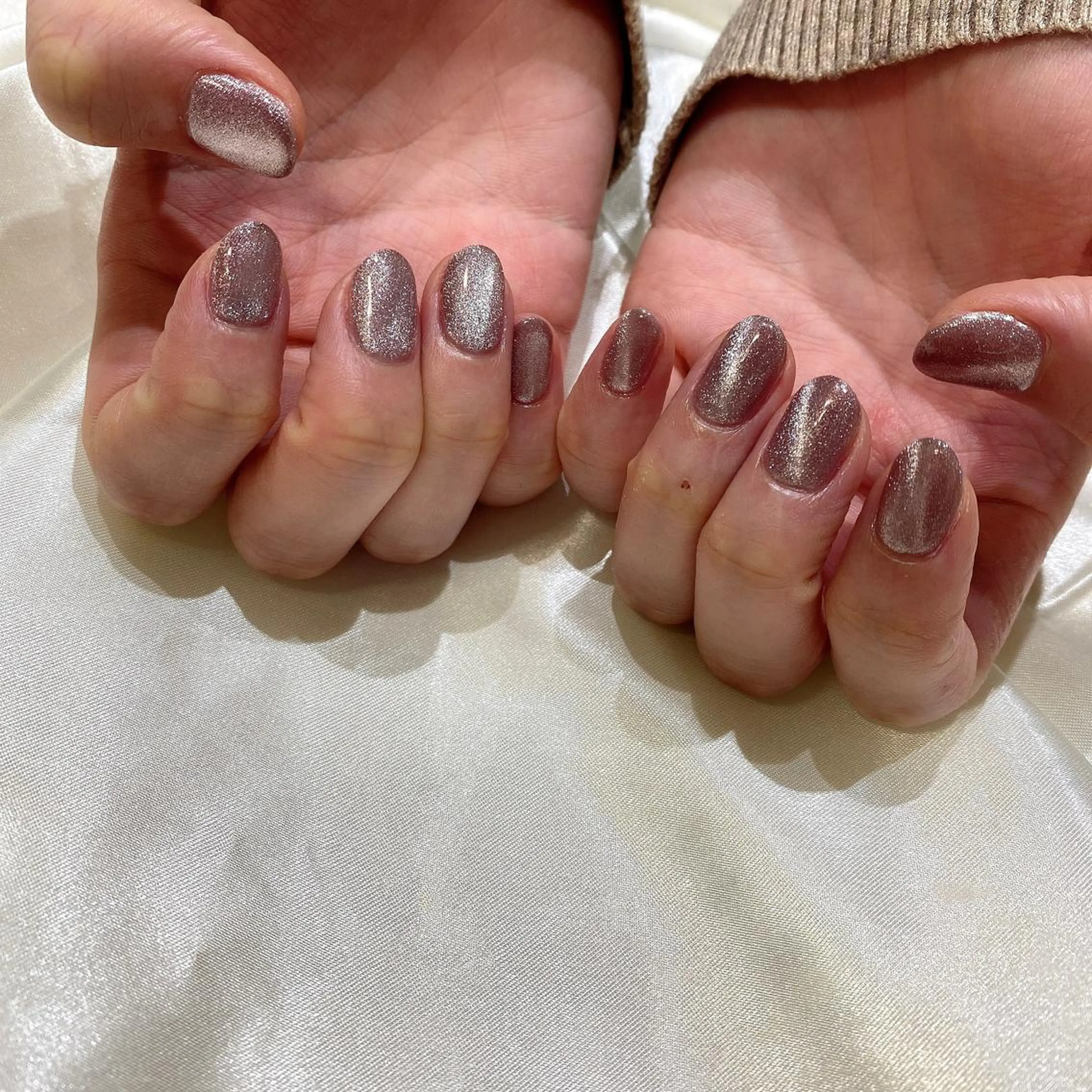 ネイル ハンドネイル 西岡 杏のネイルデザイン