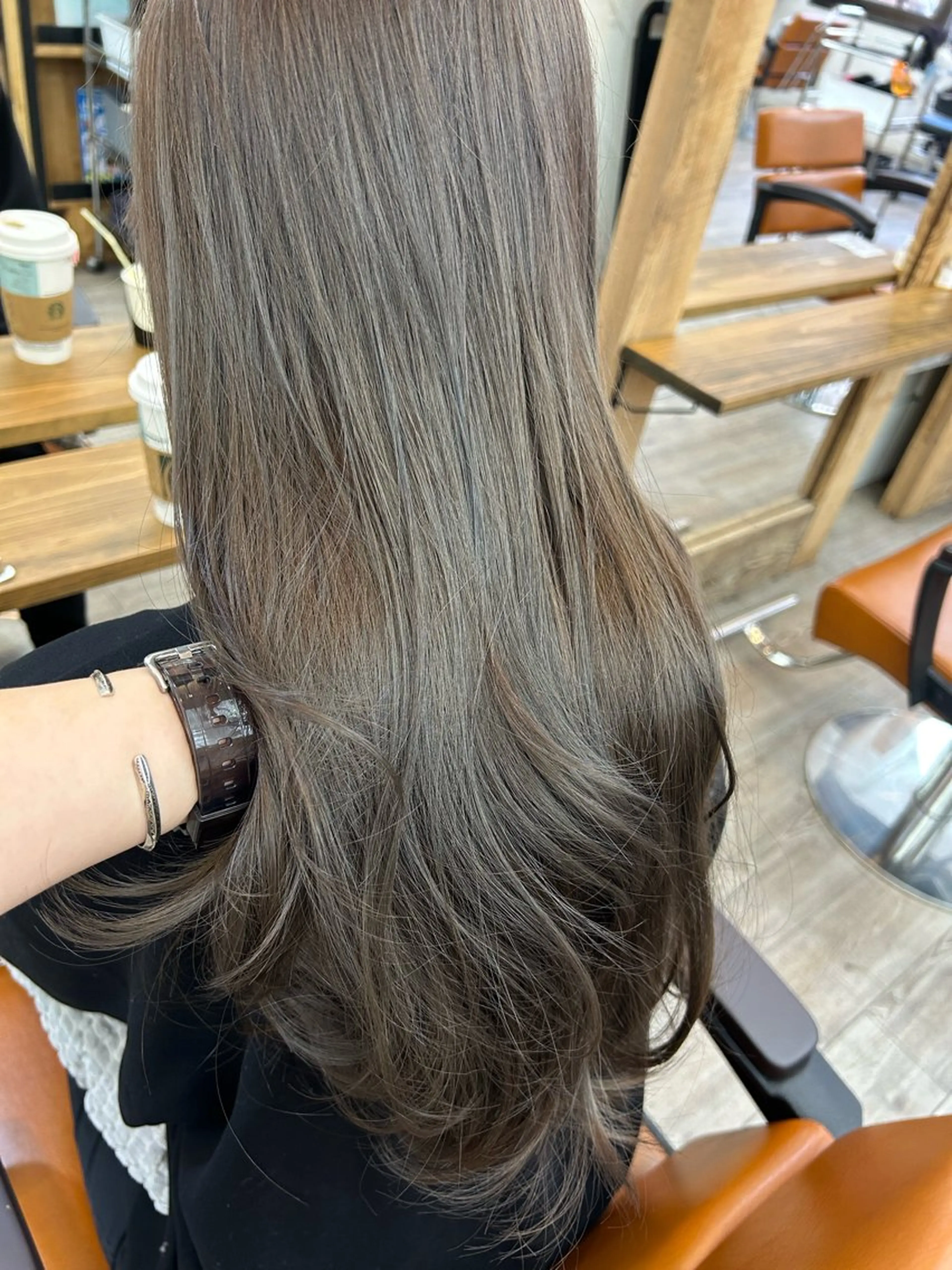ロング カラー 髪質改善 レイヤーカット 前髪顔周り✂️店長 ❤️アマミヤ❤️のヘアスタイル