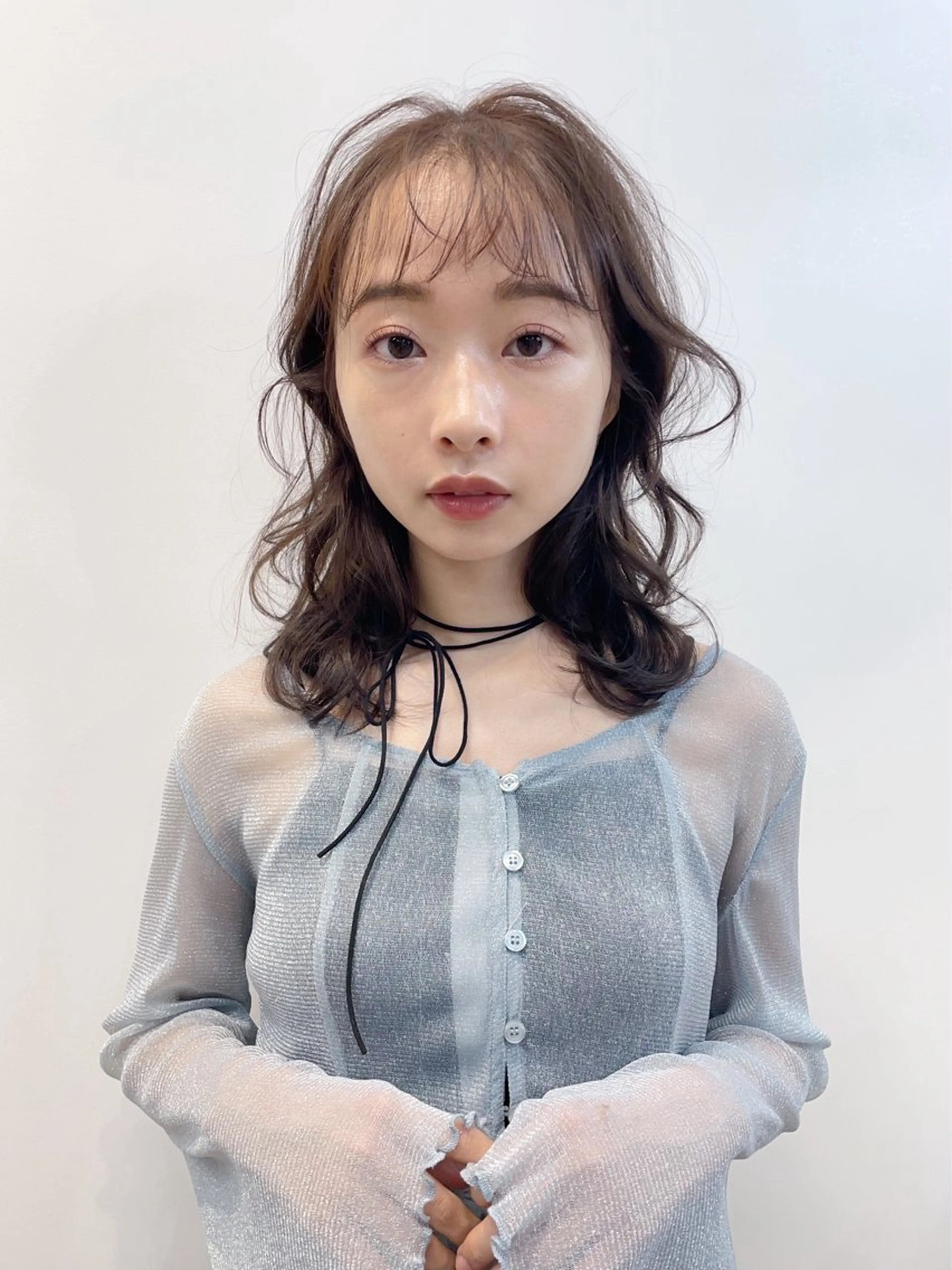 ミディアム 青木 優歩のヘアスタイル