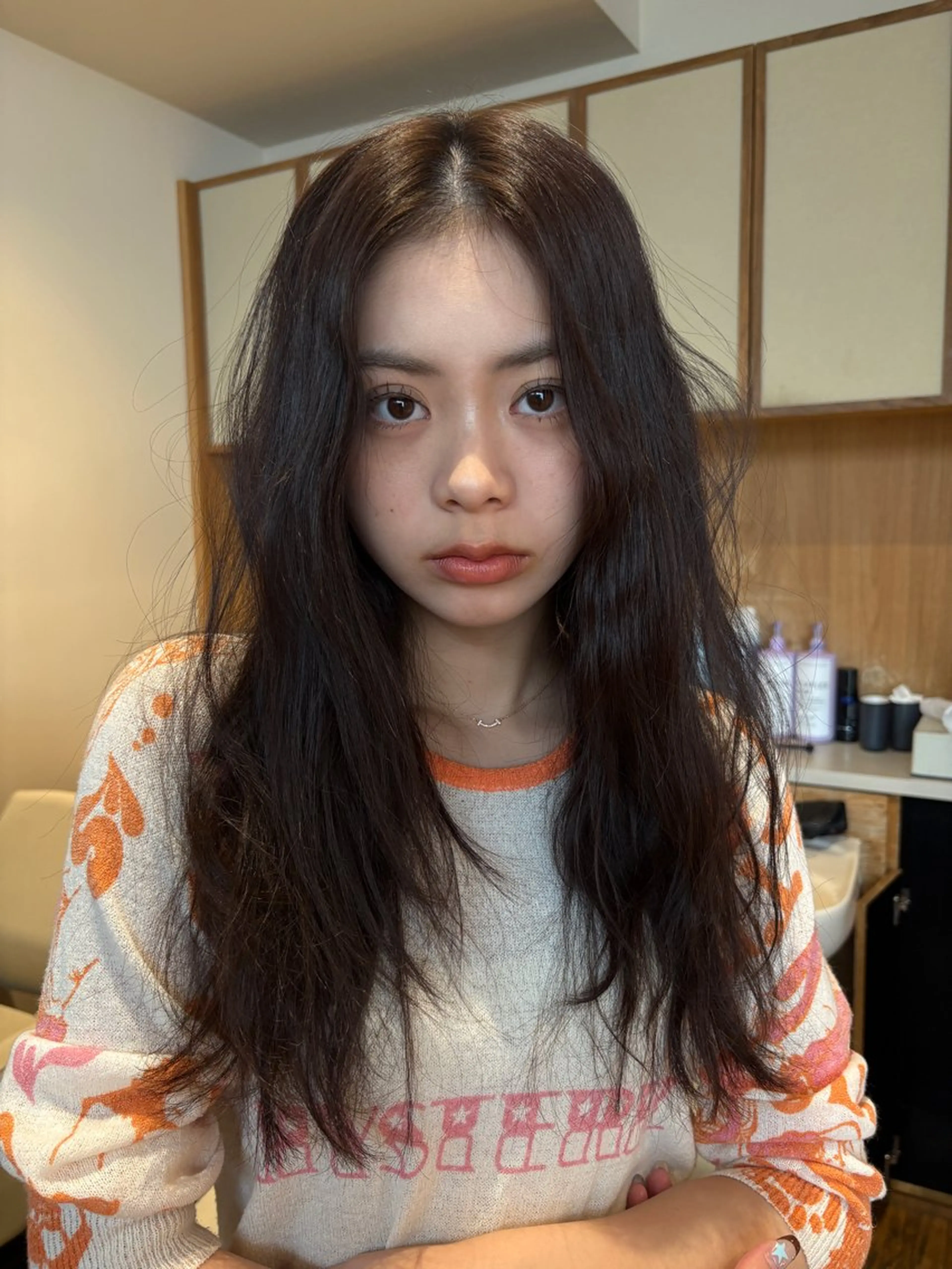 小川結子 NEROのヘアスタイル