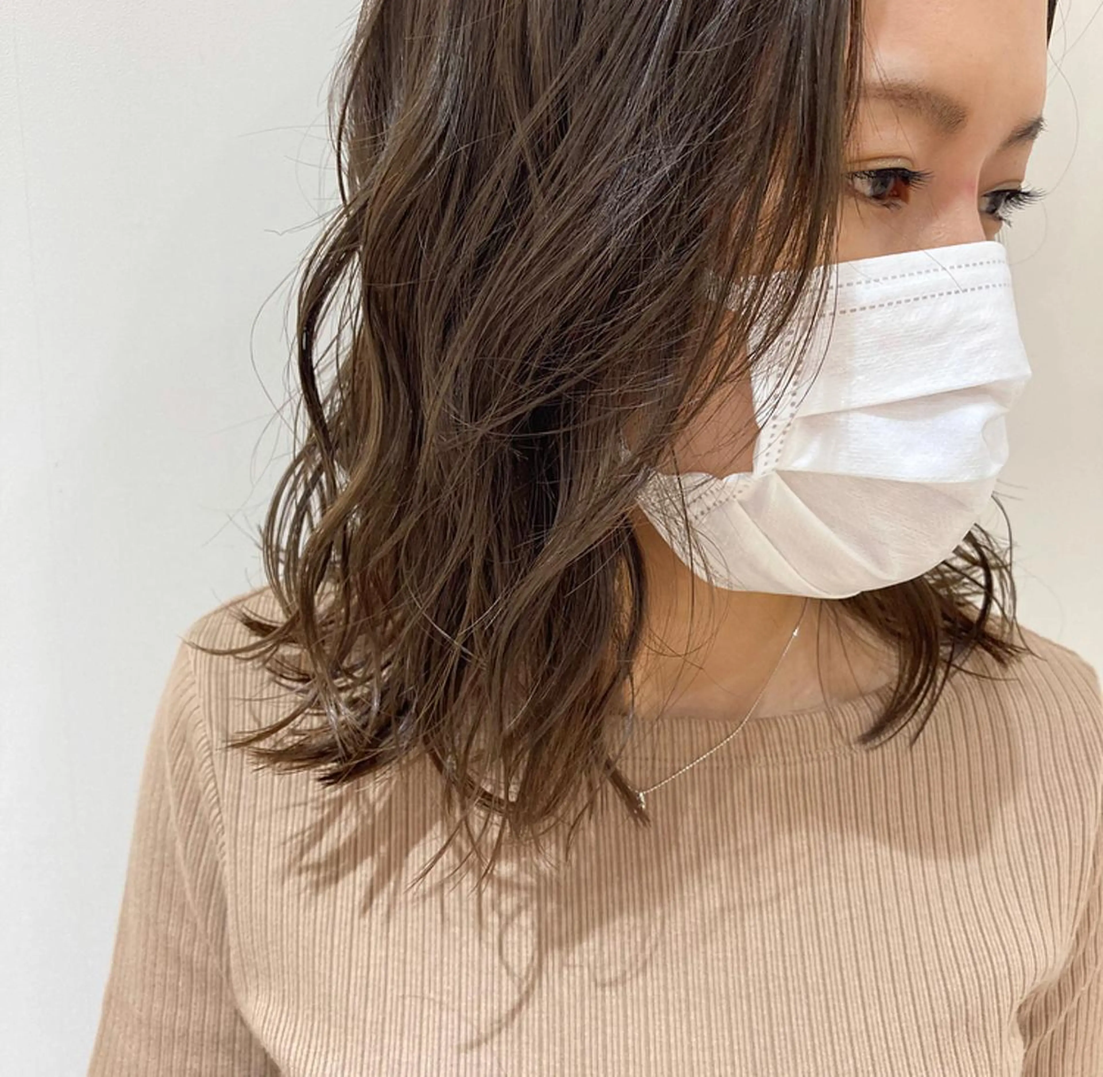 ミディアム カラー 大阪ヴィーガンサロン KANAKOのヘアスタイル