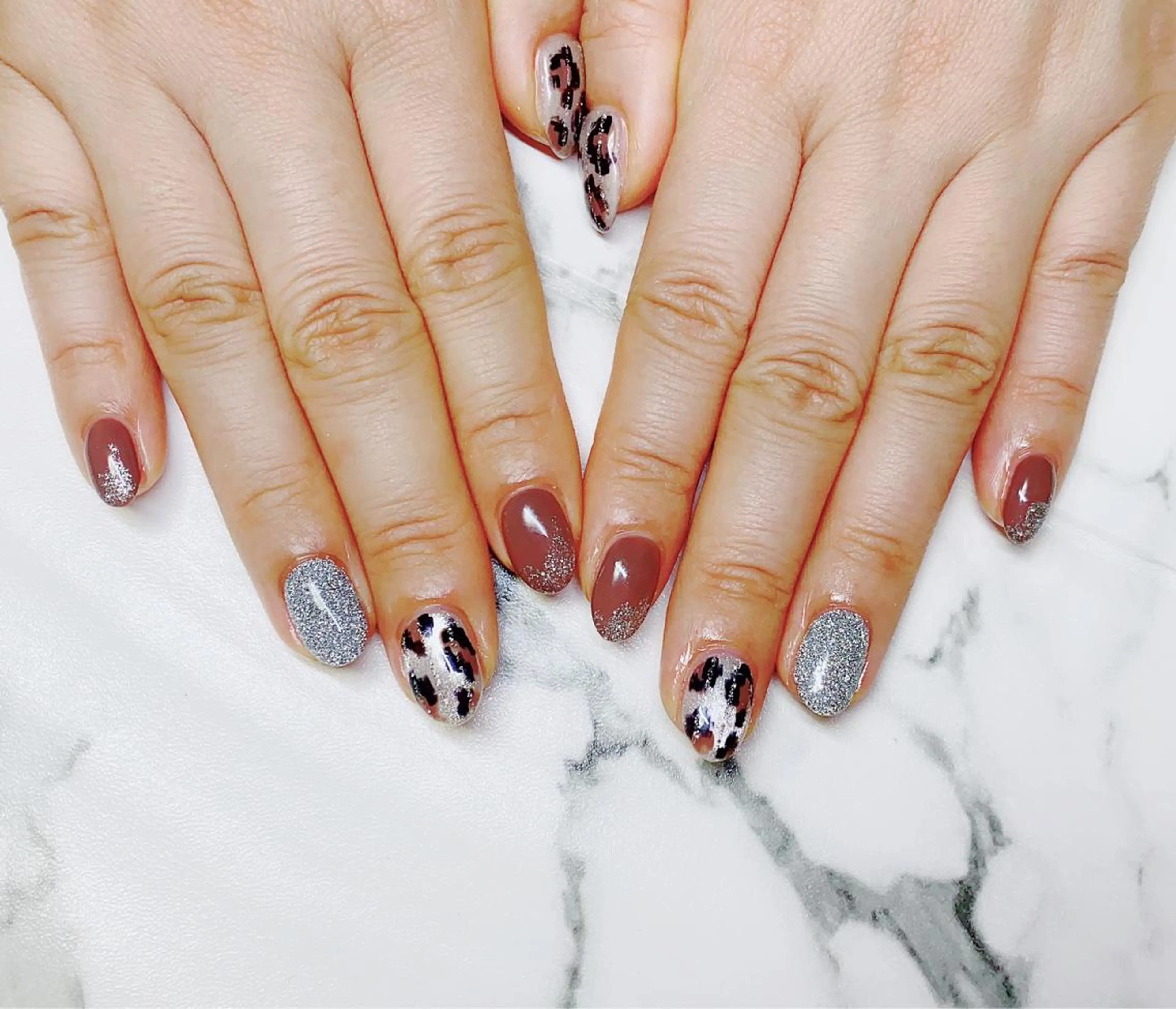 ロング カラー ネイル アートネイル マグネットネイル Q Free nailsのネイルデザイン