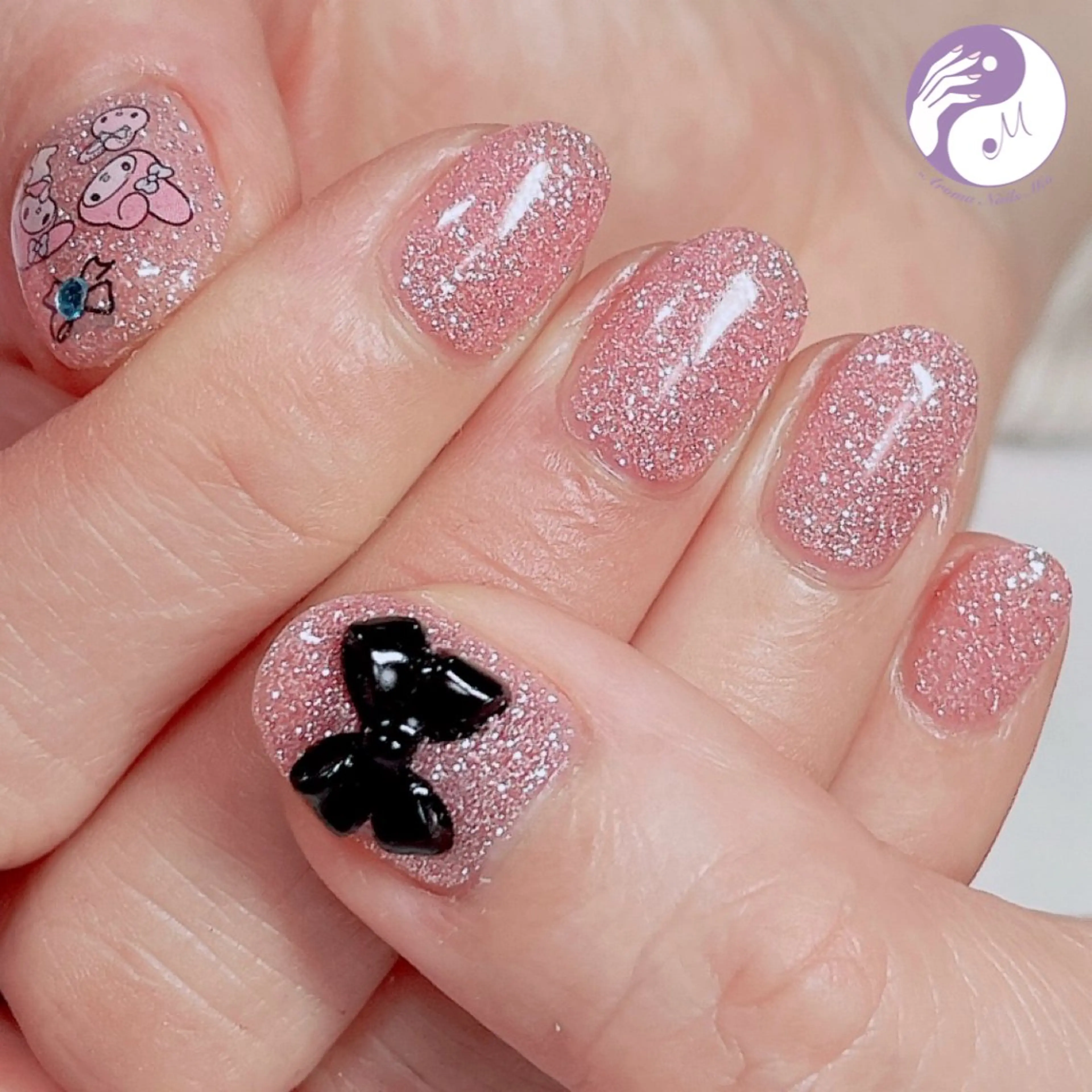 ネイル アートネイル ジェルネイル 持ち込み 赤色 .Nails Mio 赤羽西ネイルサロンのネイルデザイン