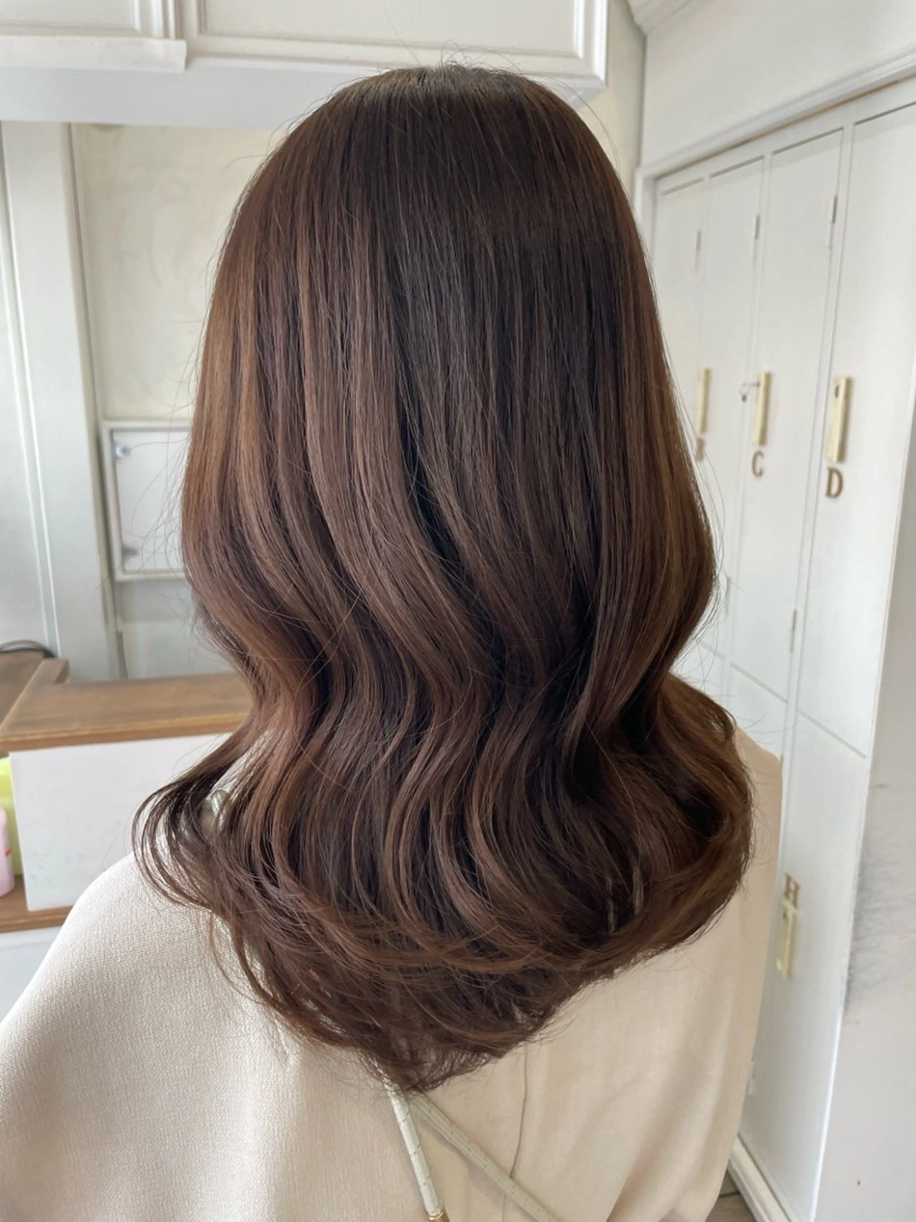 ミディアム ROMEO  京橋店 藤井 碧羽のヘアスタイル