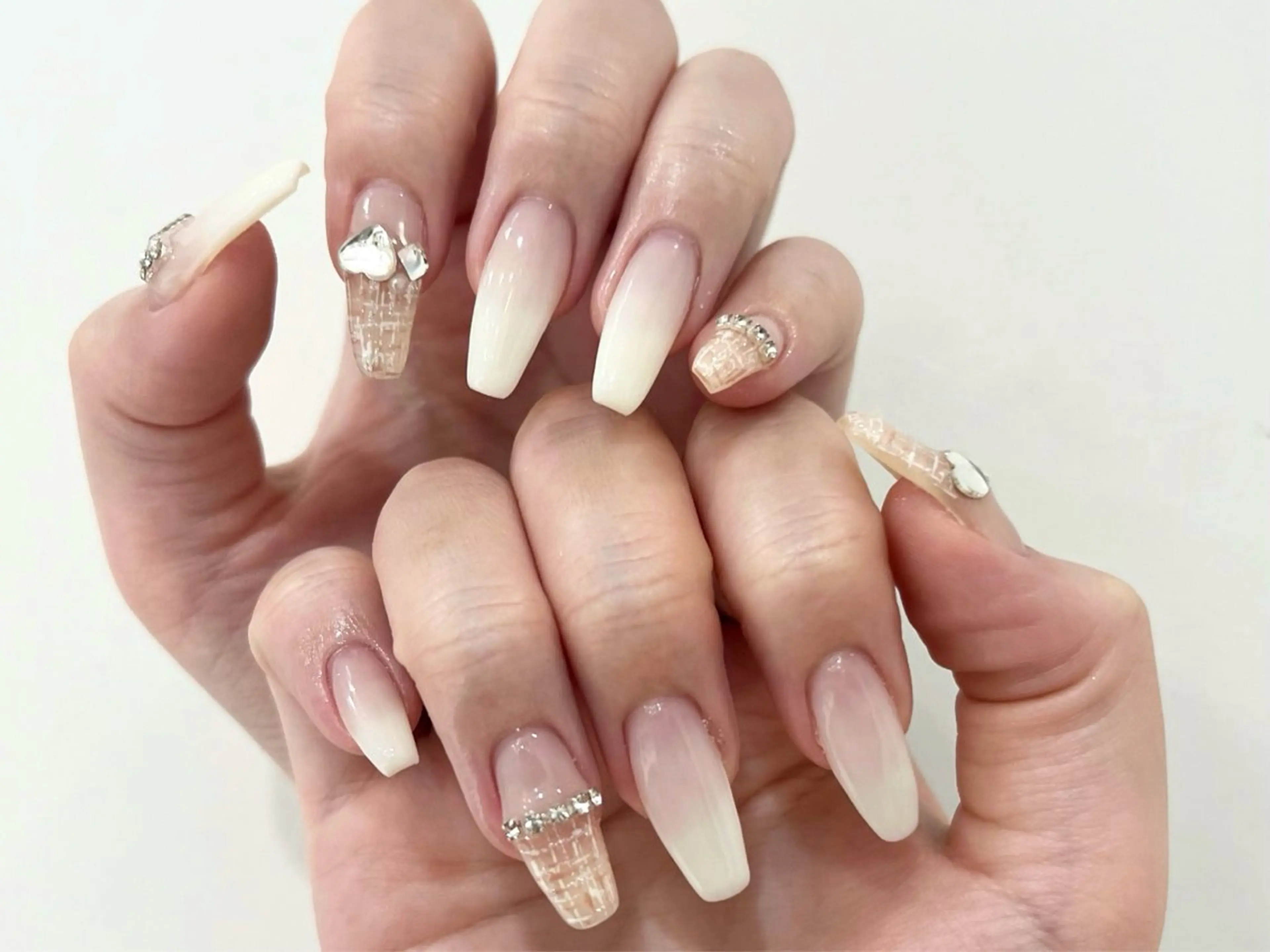 ネイル ハンドネイル 金田 純香のネイルデザイン