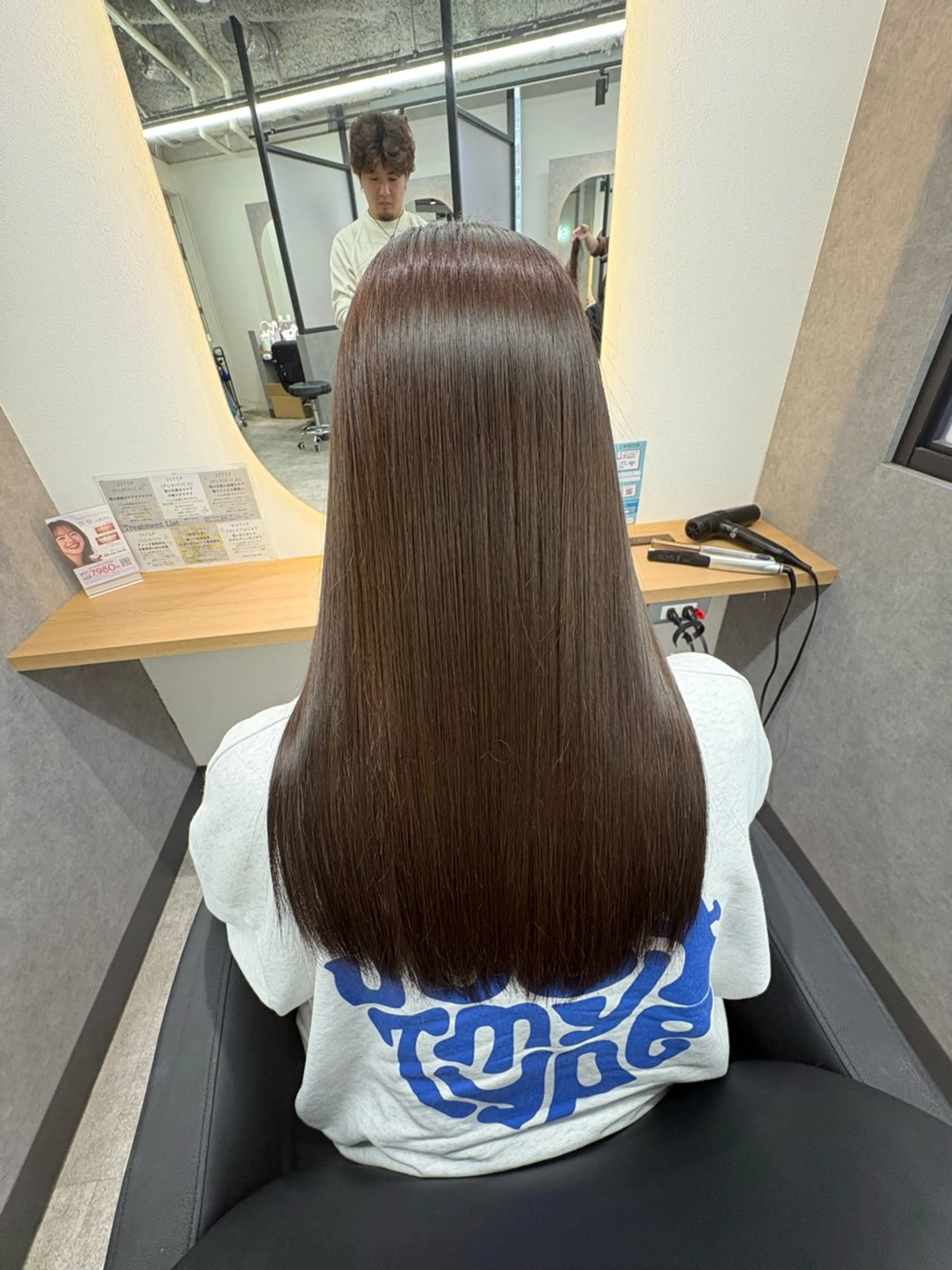 ロング トリートメント トリートメント Ryu✨艶髪 髪質改善ストレート✨のヘアスタイル