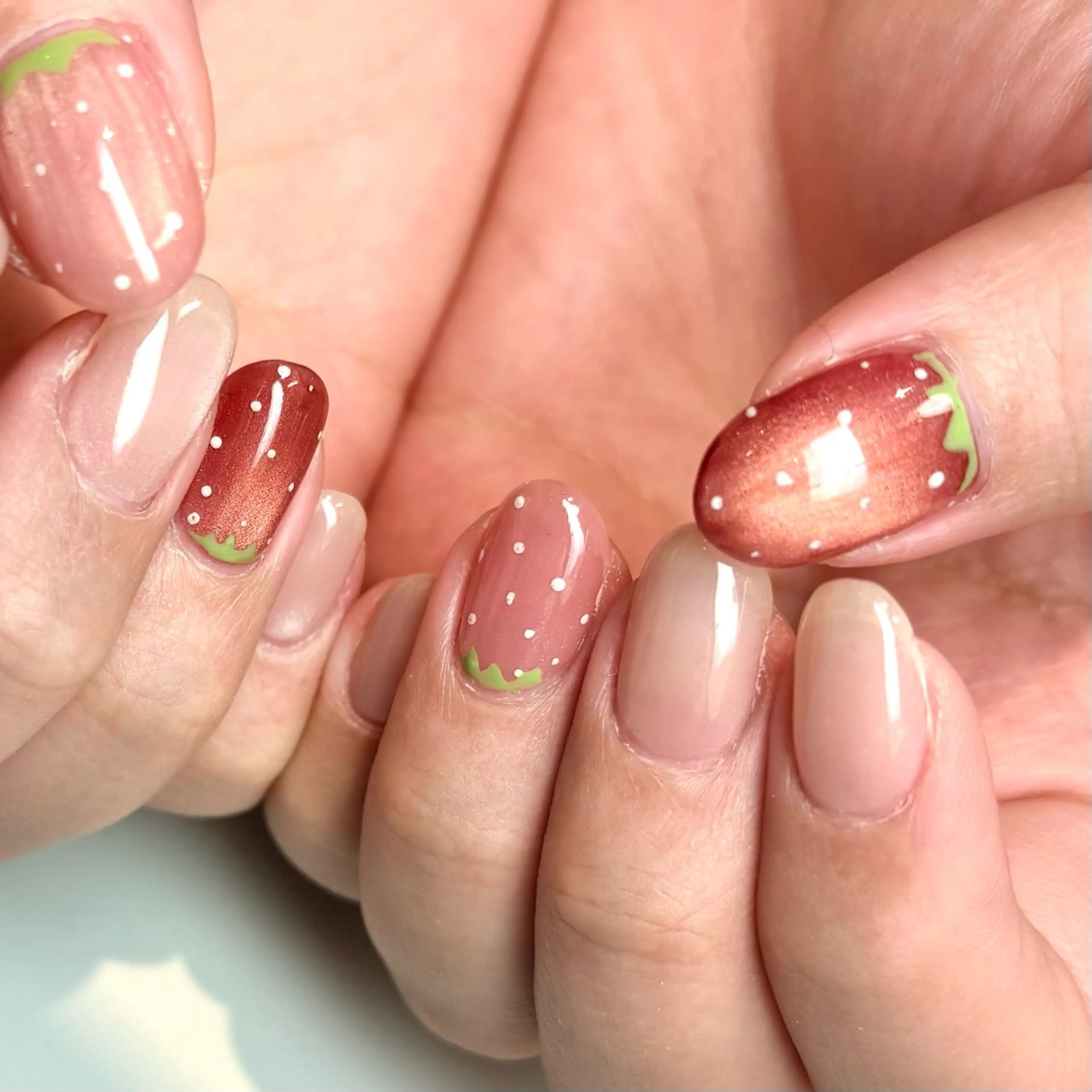 ネイル マグネットネイル マグネットワンカラー 持ち込み ワンカラーネイル 春ネイル ハンドネイル caplusnail hirariのネイルデザイン