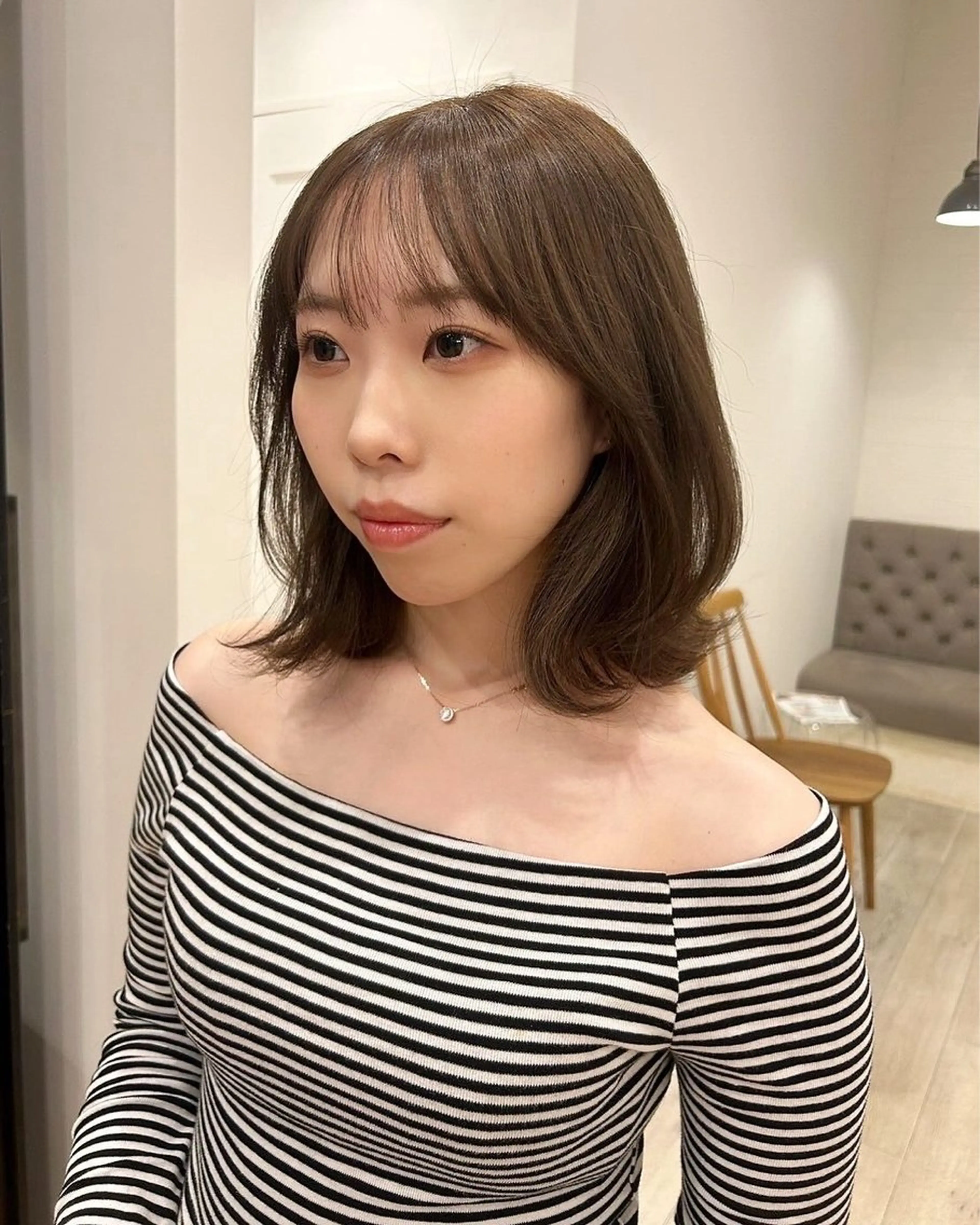 ミディアム カラー 伸ばしかけ カット ヘアカラー トリートメント レイヤーカット/長岡 グレージュ/マユ🎀のヘアスタイル