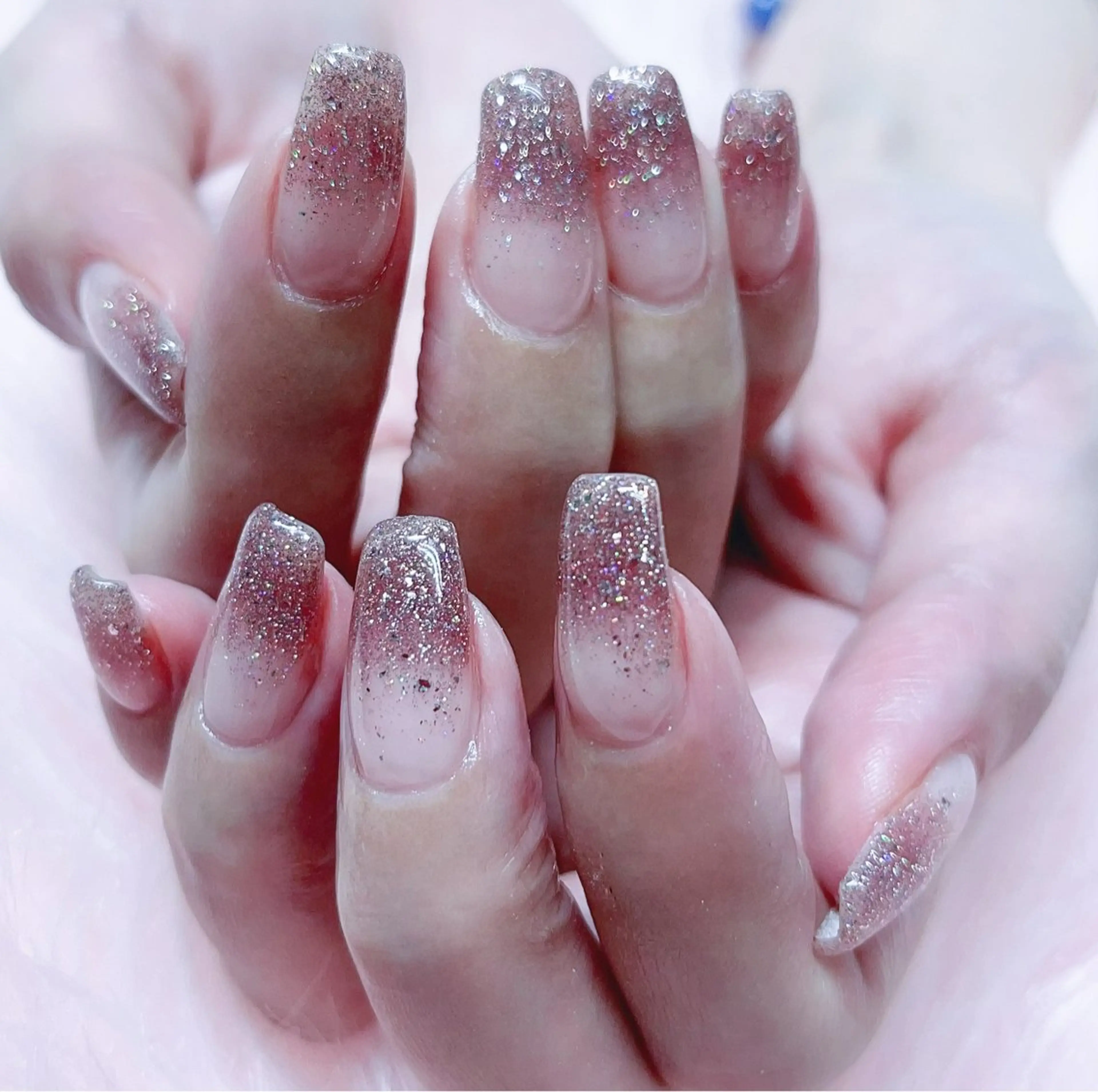 ネイル ハンドネイル MoonNail ユリ🌸のネイルデザイン