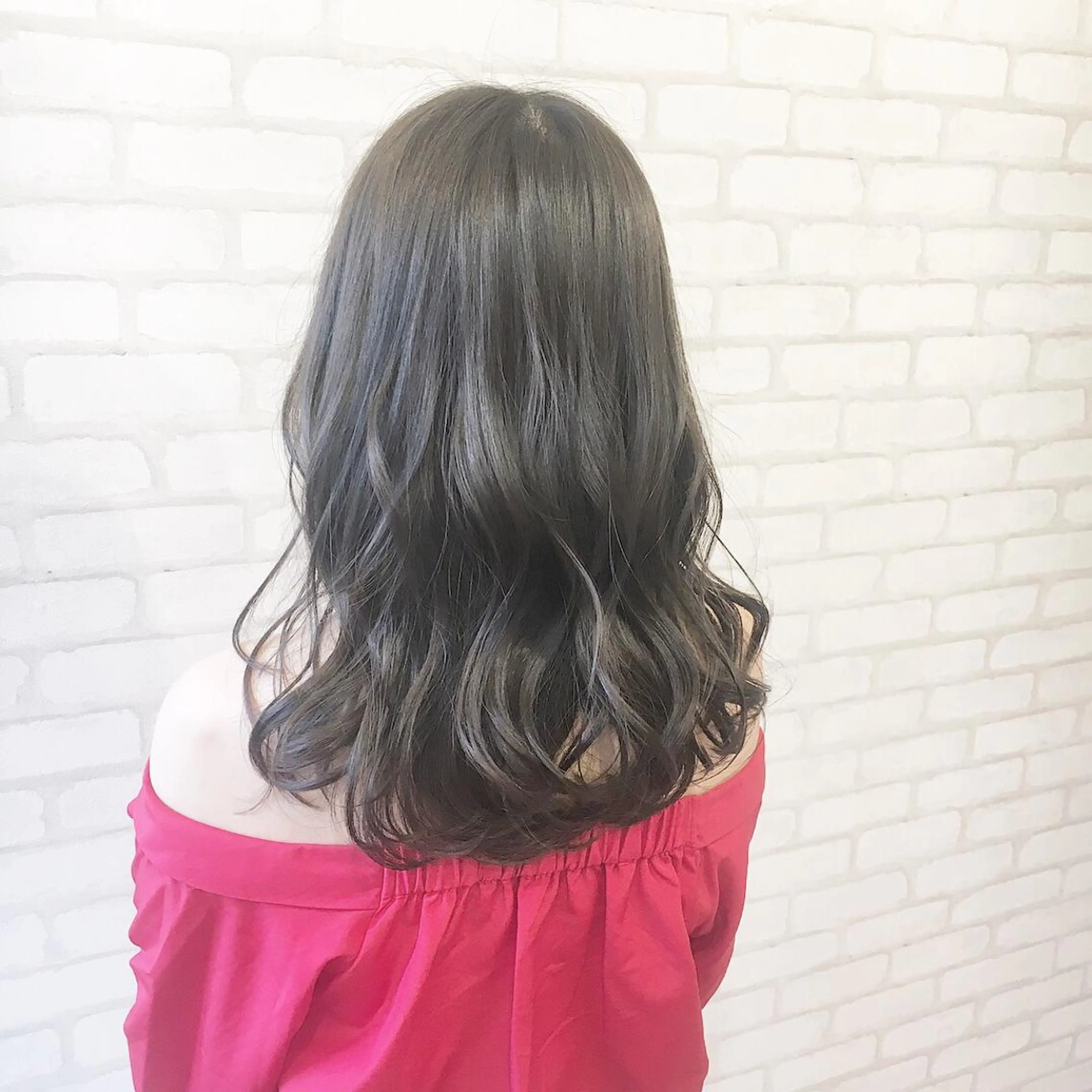 ロング カラー ヘアアレンジ 透明感カラー グレージュ 外国人風カラー ✨艶髪✨透明感✨ 山内大樹のヘアスタイル