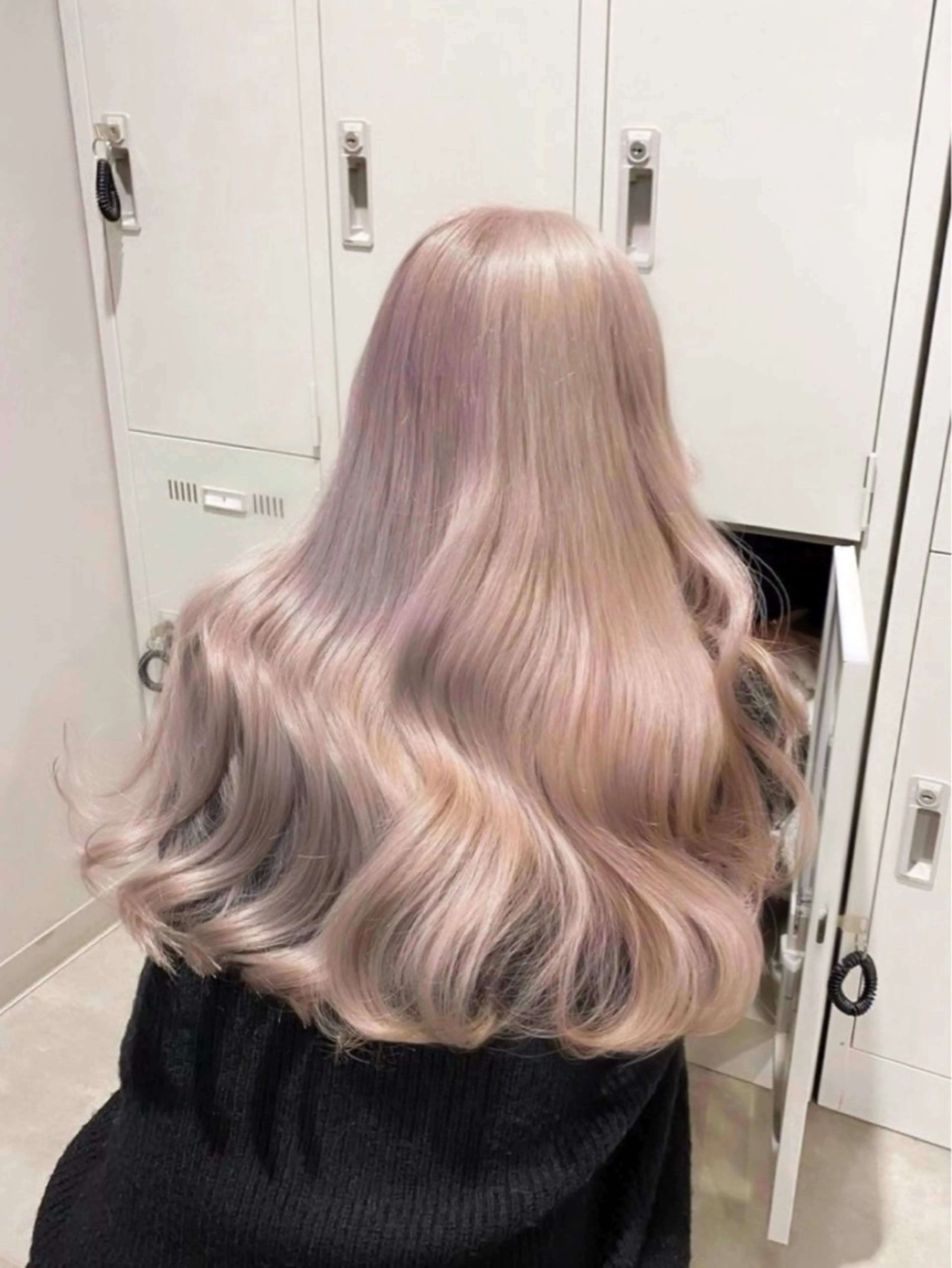 ロング カラー ブリーチ/ハイトーン /レイヤーのヘアスタイル