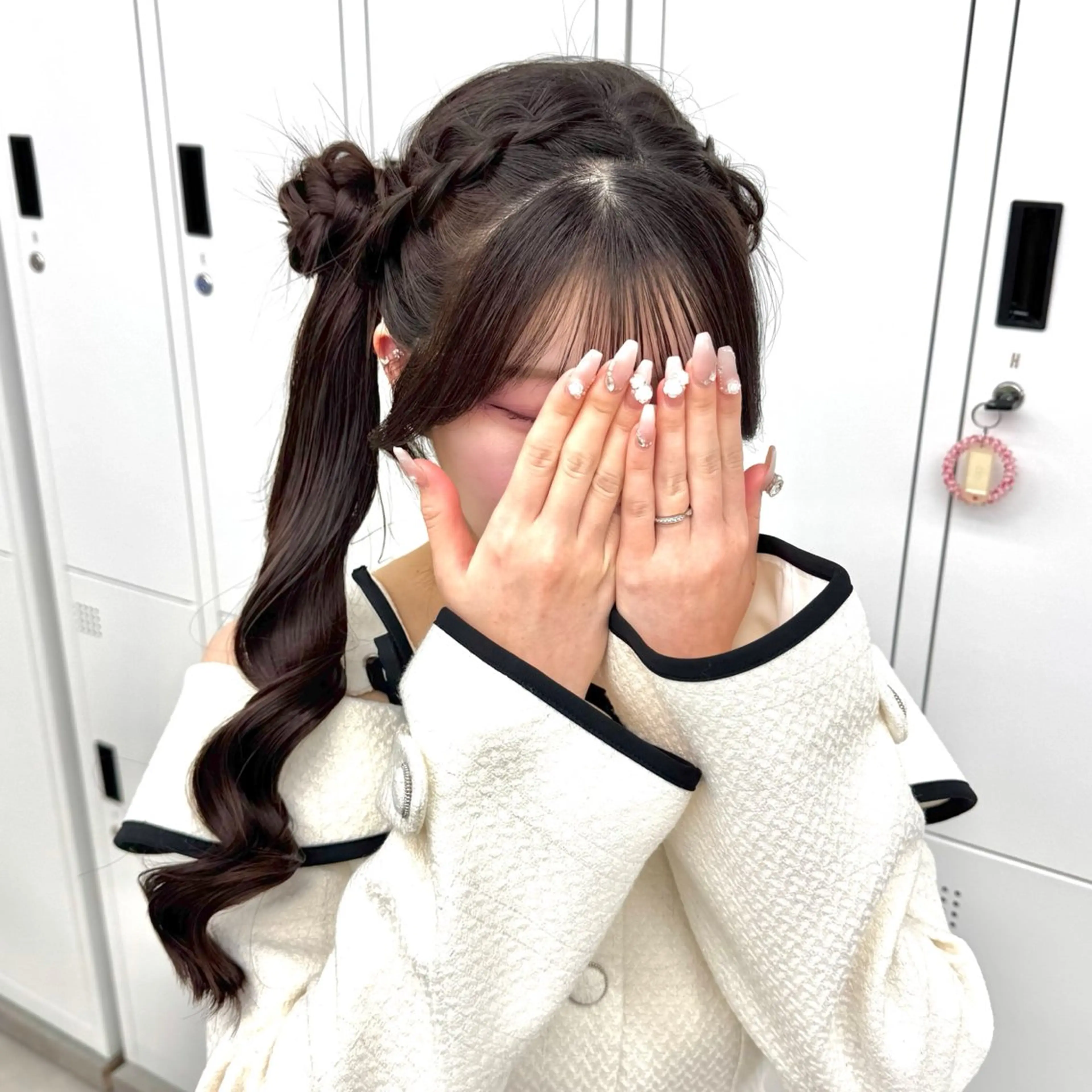 ロング ヘアアレンジ お団子ヘア ヘアセット ヘアメ🎀推しカラー 🥣横浜/しほ🧸のヘアスタイル