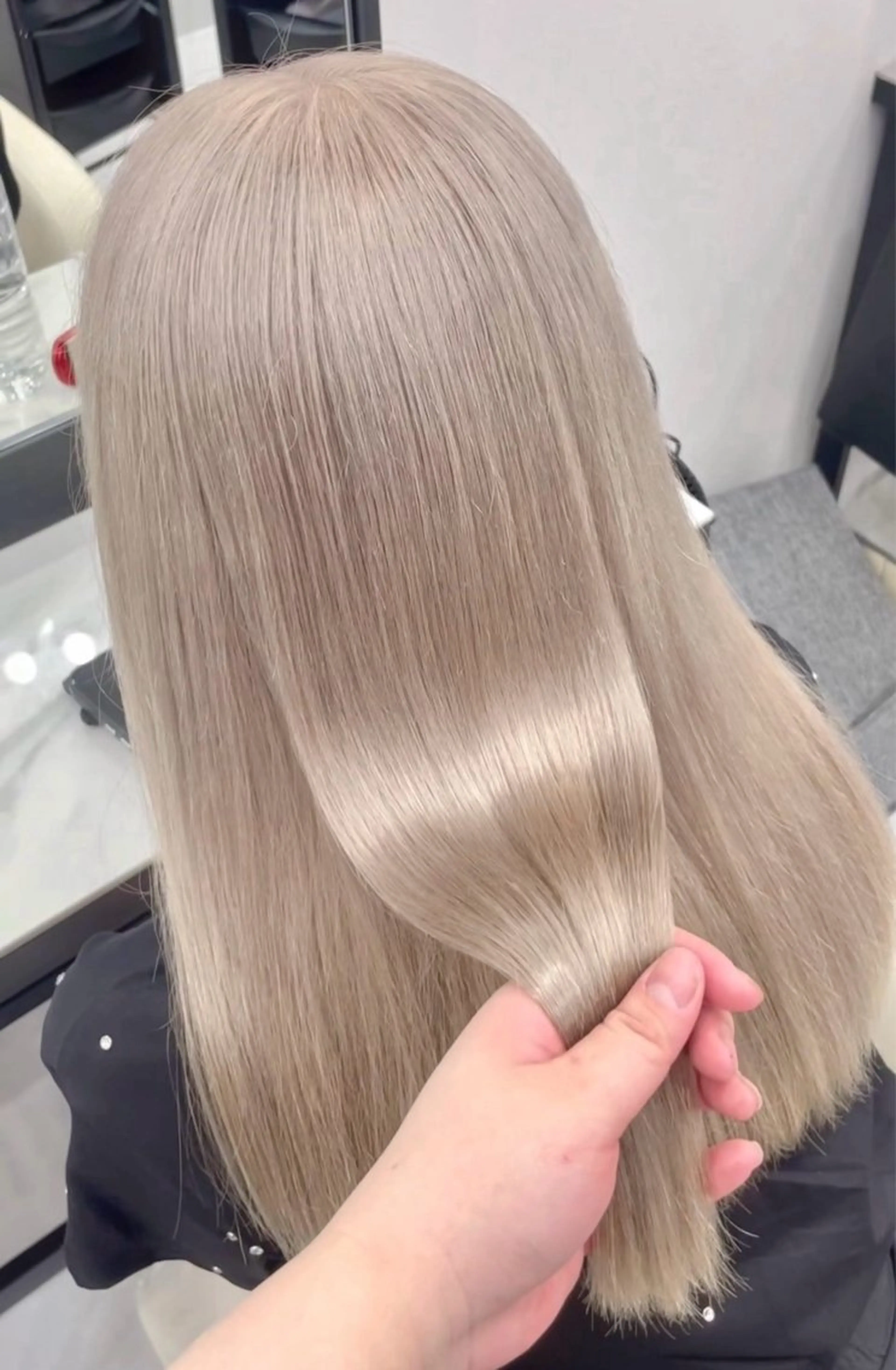 【モデル価格💖】ケアブリーチ+艶カラーの写真